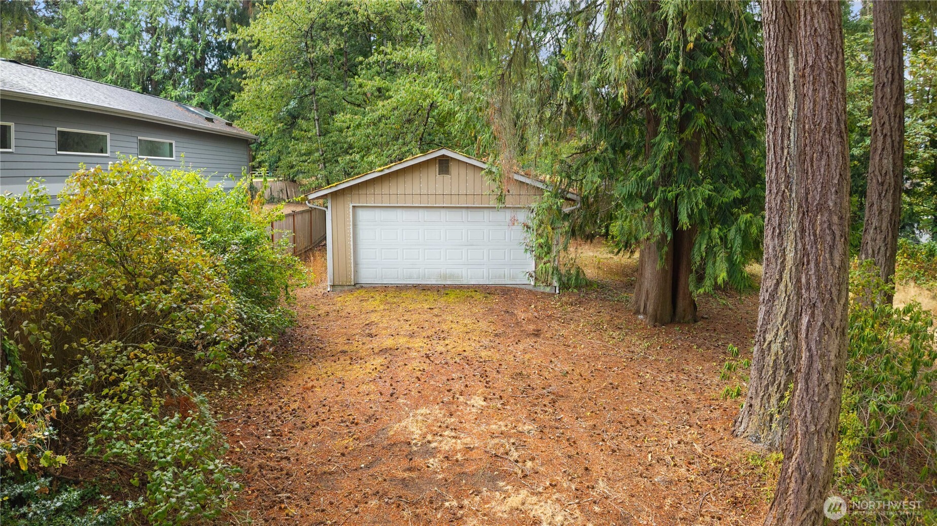 7304 96th Street Property Photo 11