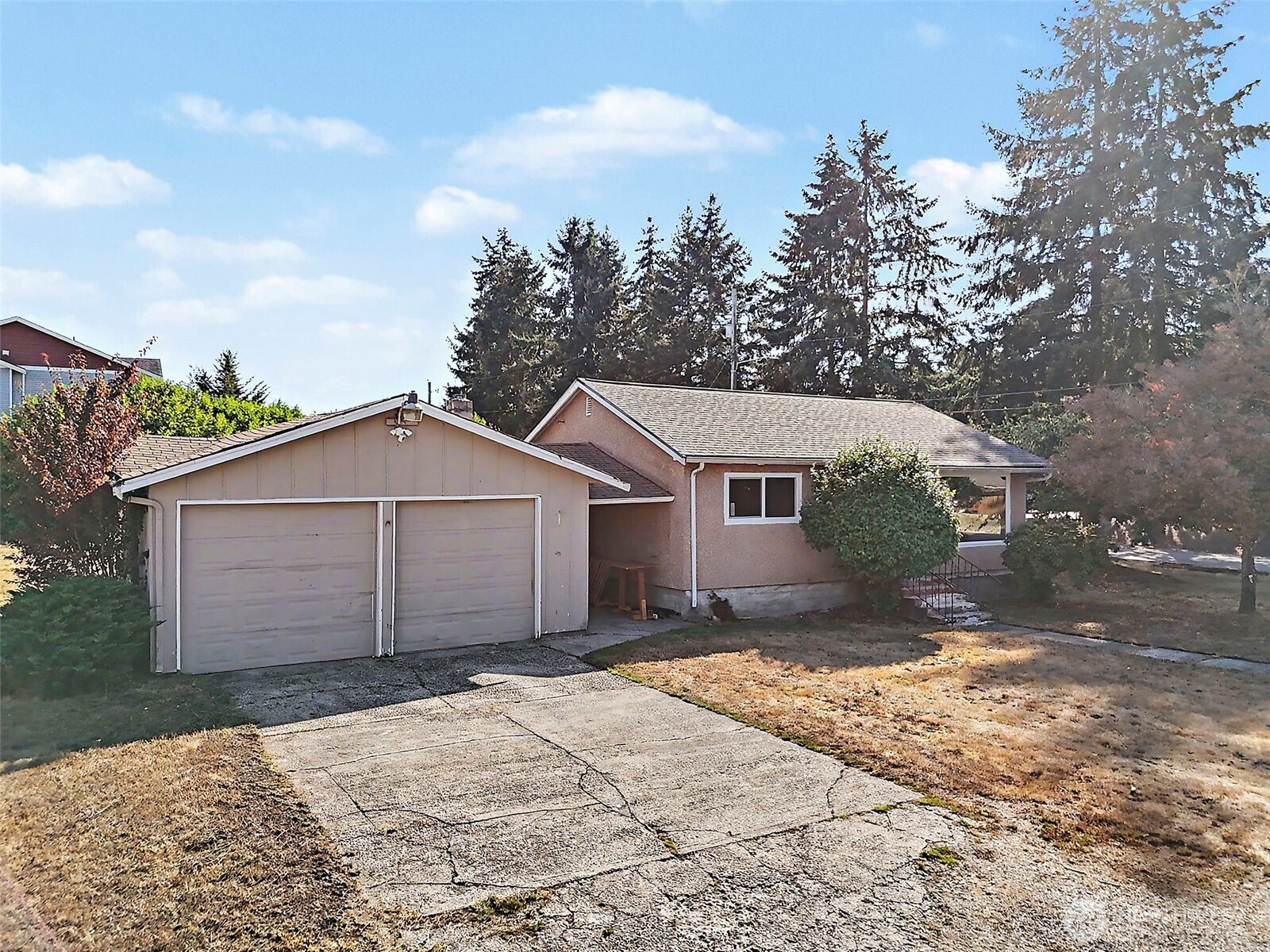5220 64th Street Property Photo 2