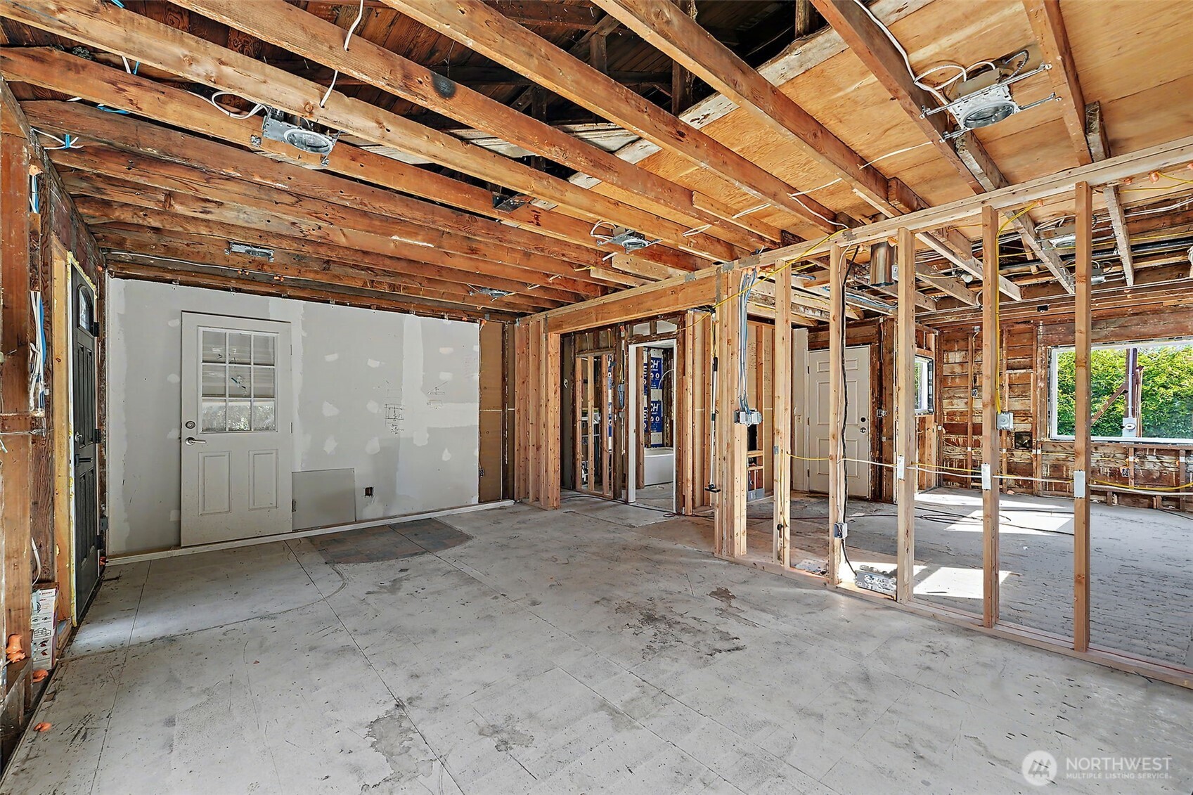 5220 64th Street Property Photo 5