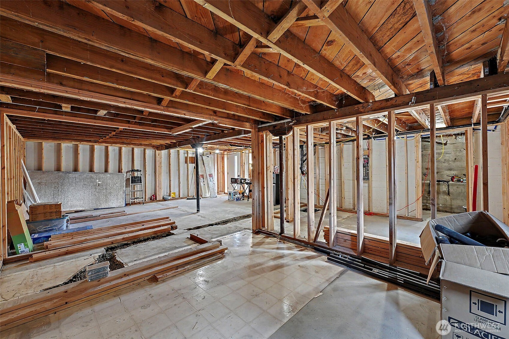 5220 64th Street Property Photo 17