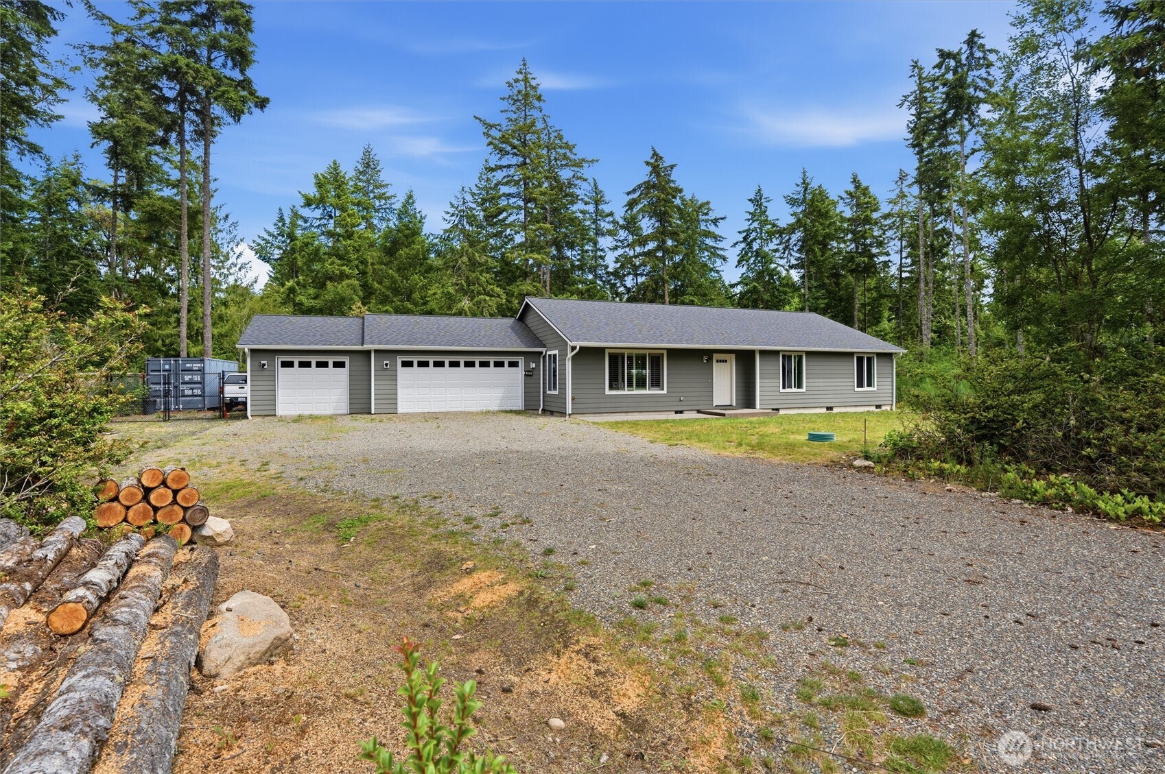 7219 182nd Avenue Property Photo 2