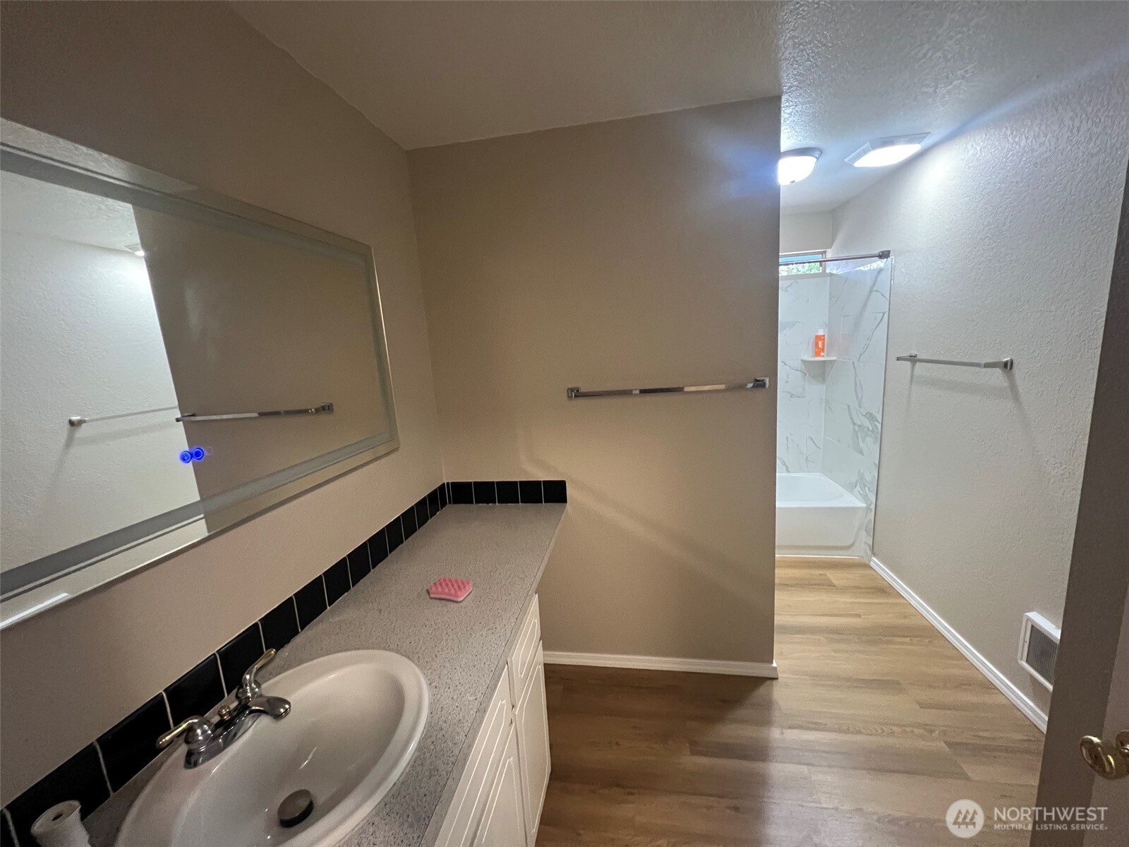 20508 51st Ave Ct E Property Photo 18