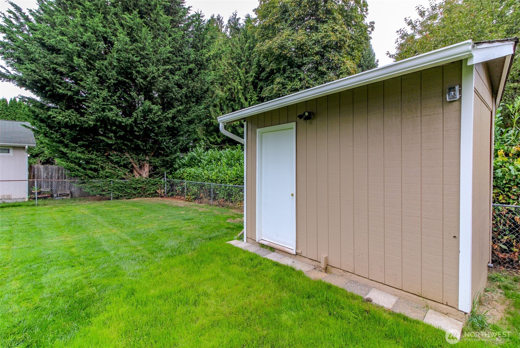 105 S 70th Street Property Photo 17