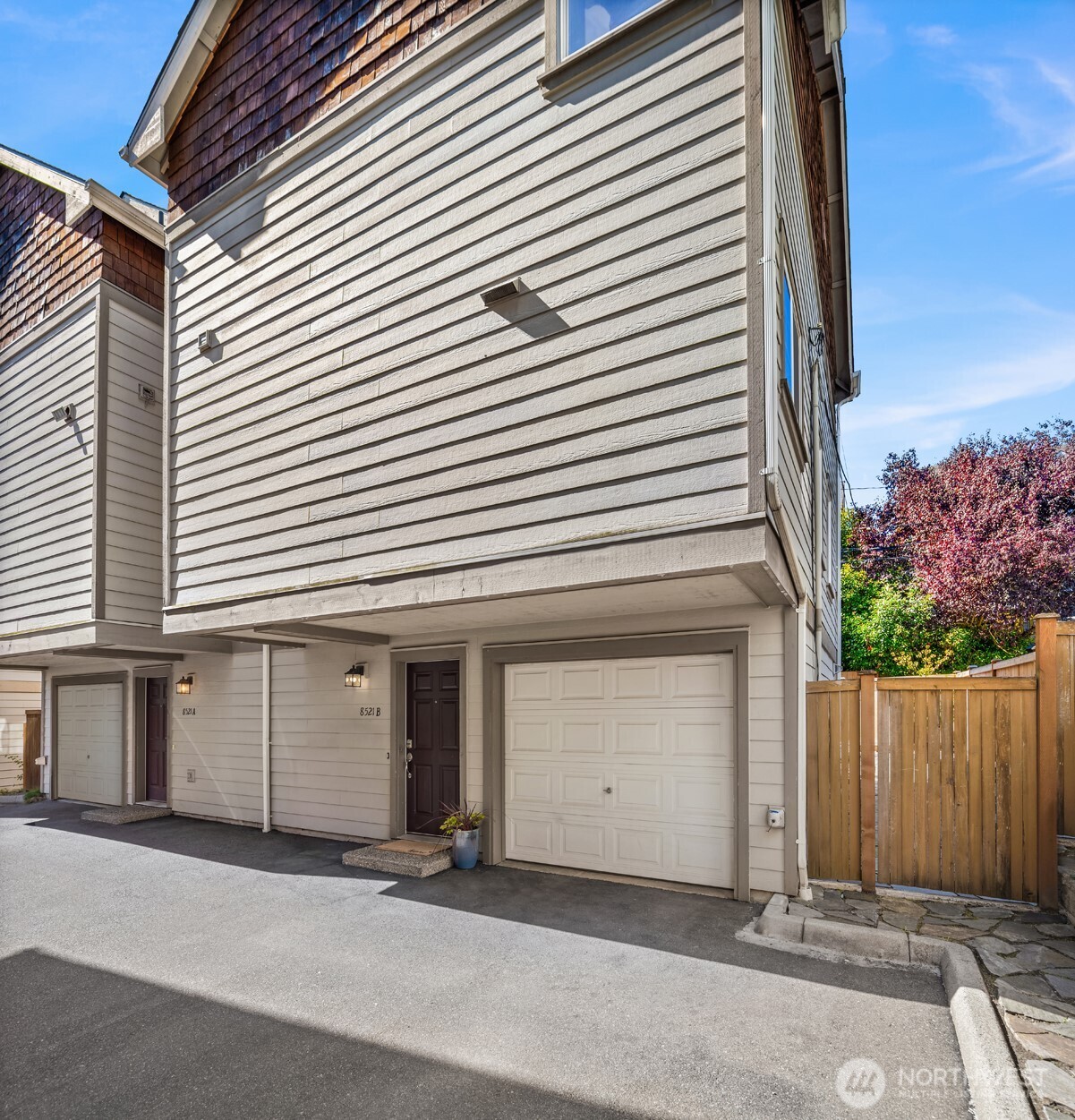 8521 Interlake Avenue B Property Photo 2