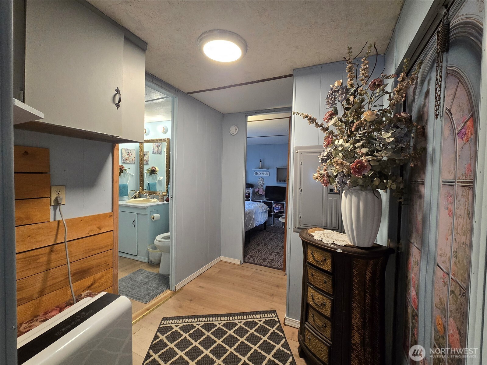802 S Forrest St Street 8 Property Photo 14