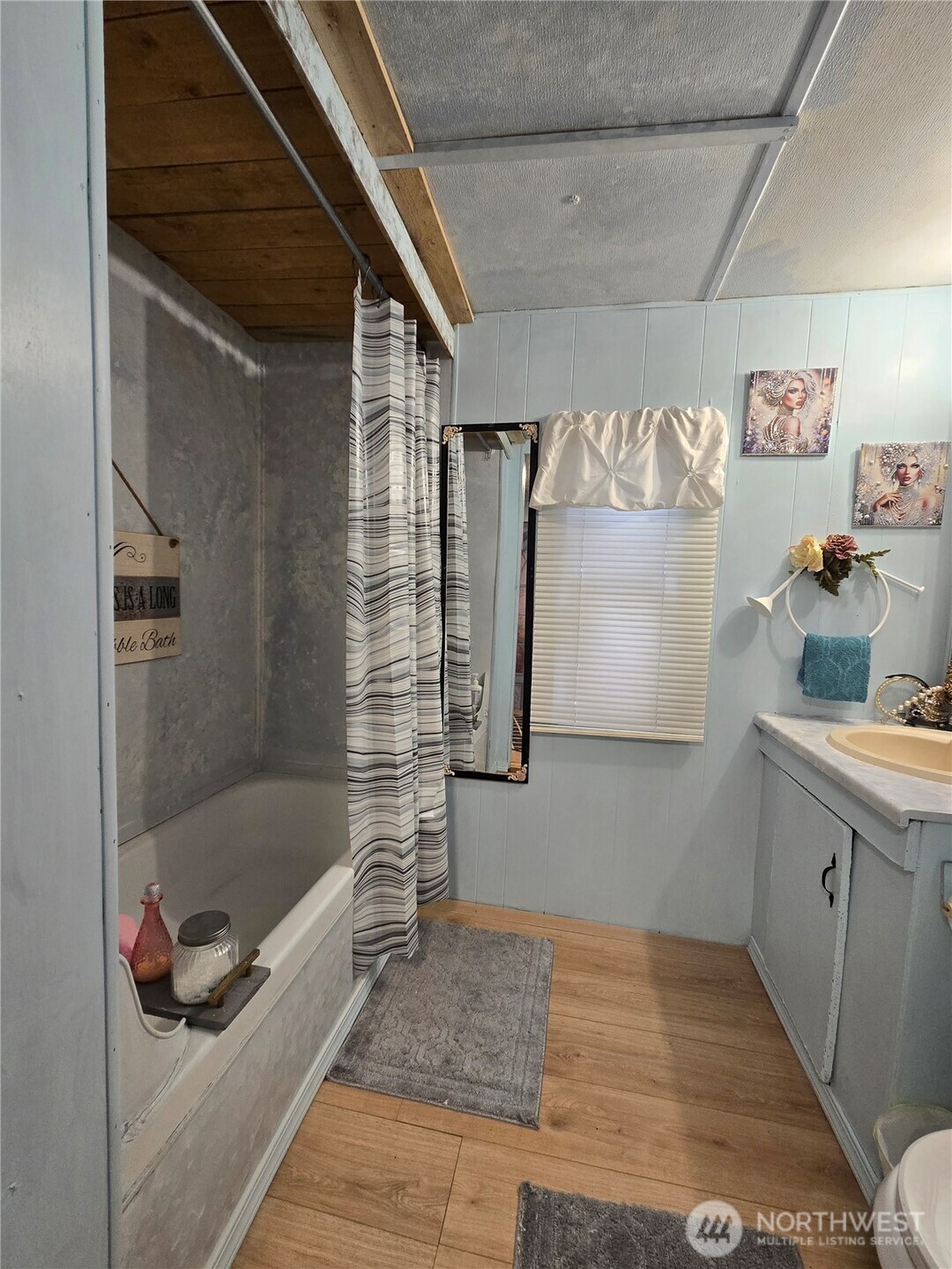 802 S Forrest St Street 8 Property Photo 18