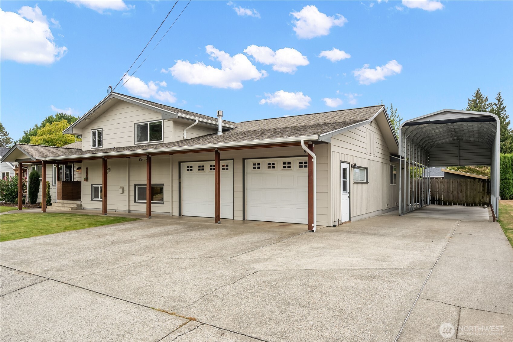 366 N Park Street Property Photo 2