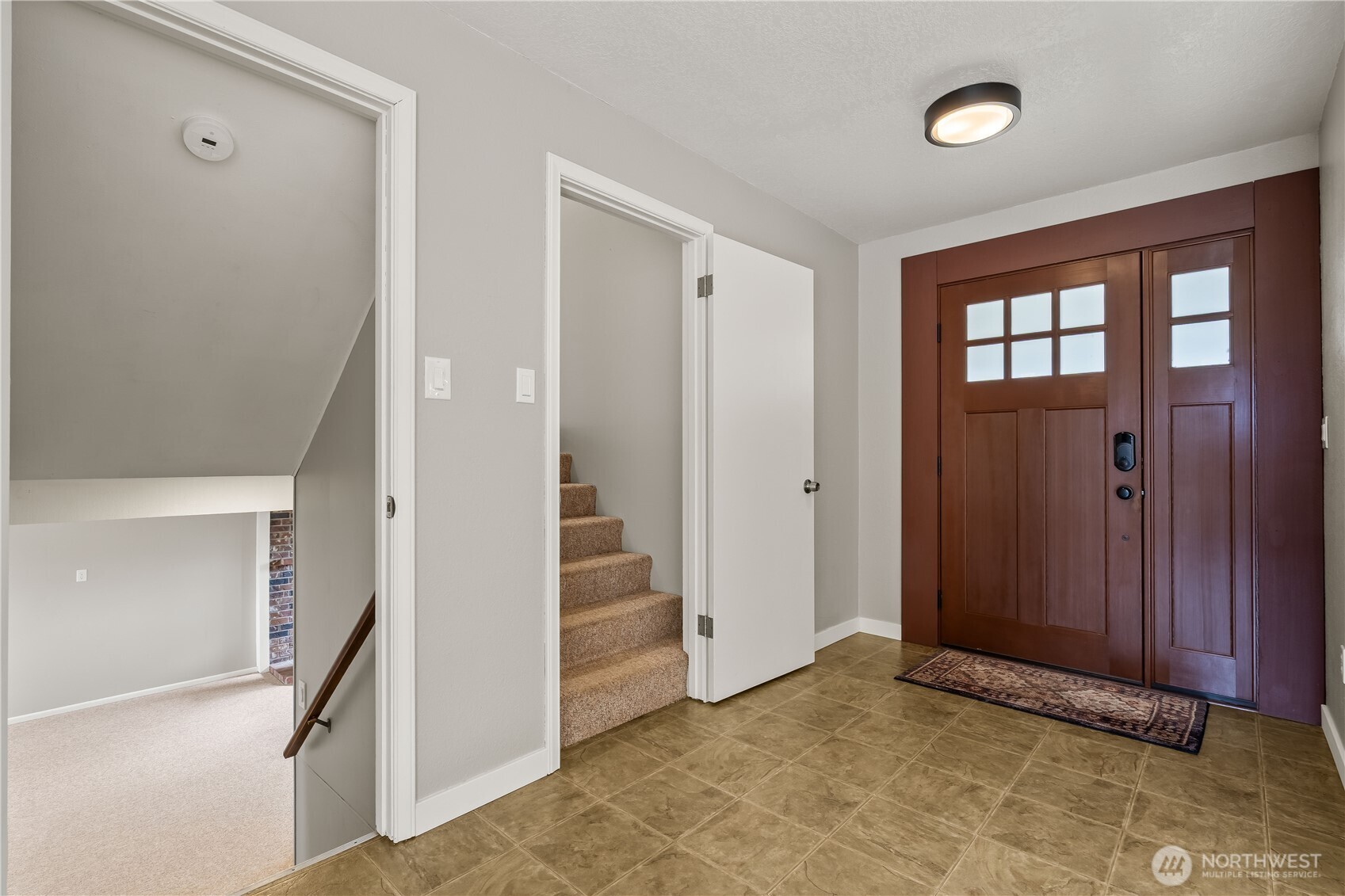 366 N Park Street Property Photo 15