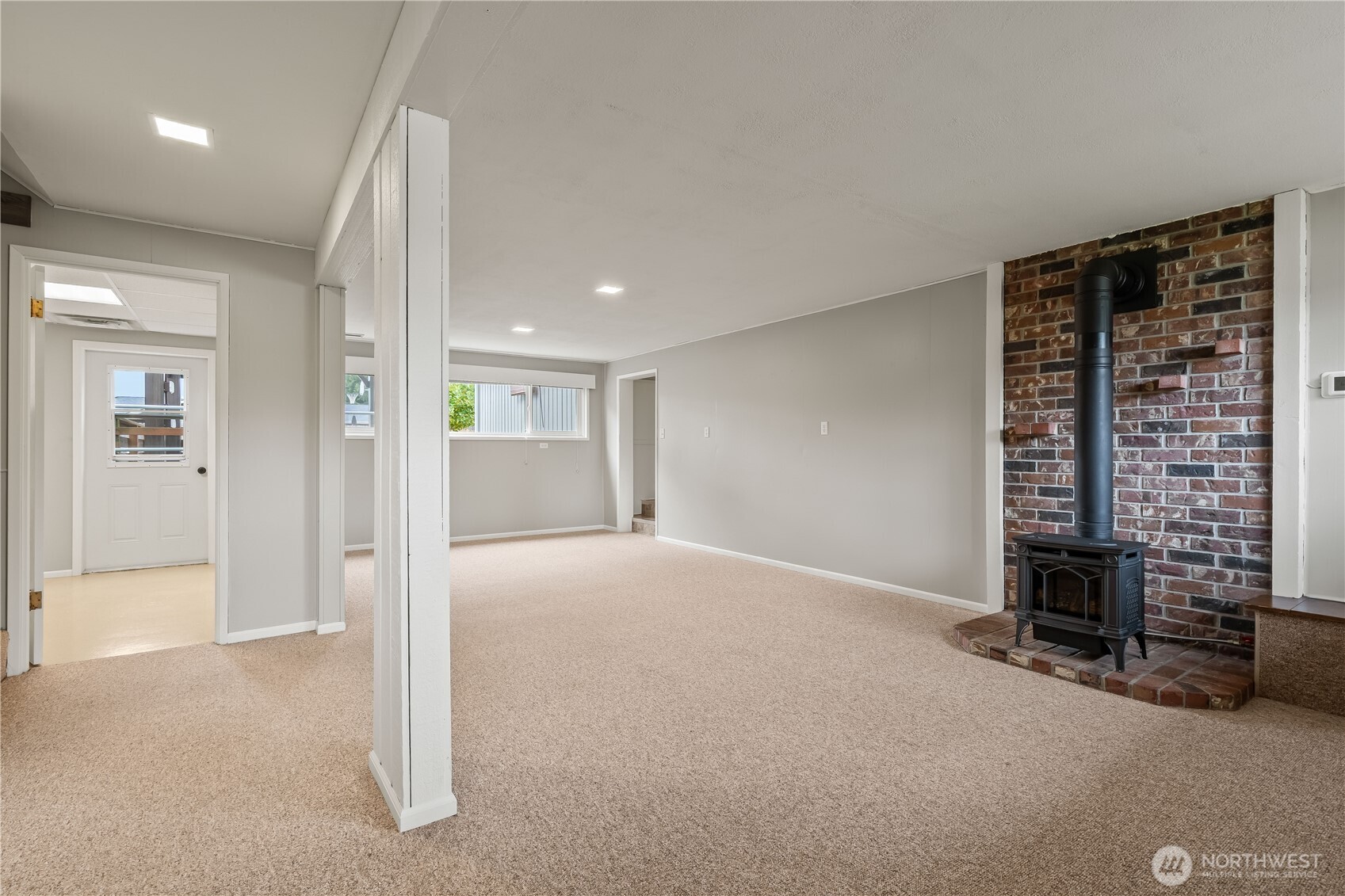 366 N Park Street Property Photo 26