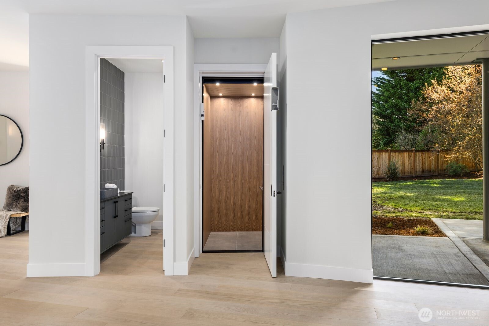 1653 105th Avenue Property Photo 6