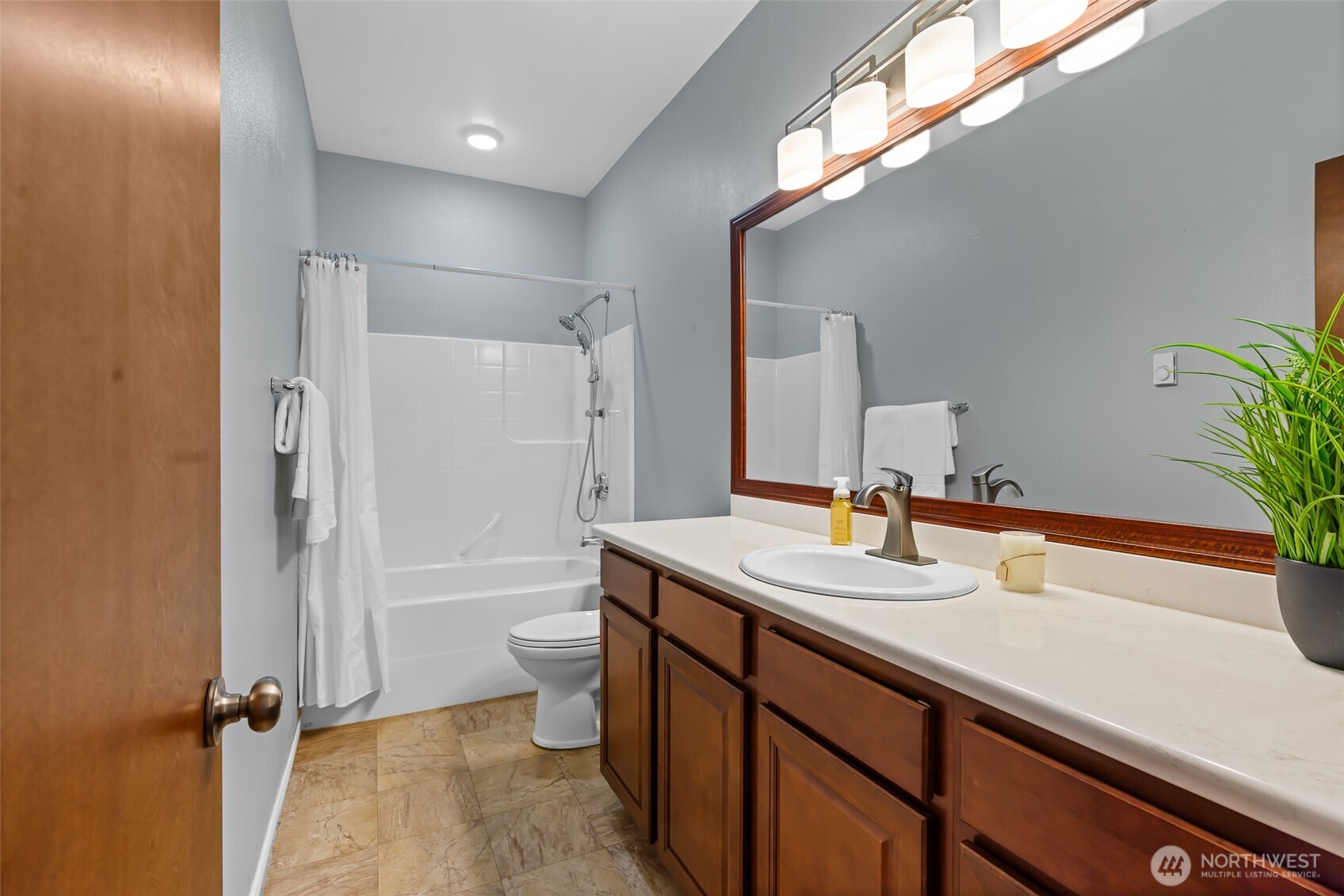 709 S Cypress Court Property Photo 20