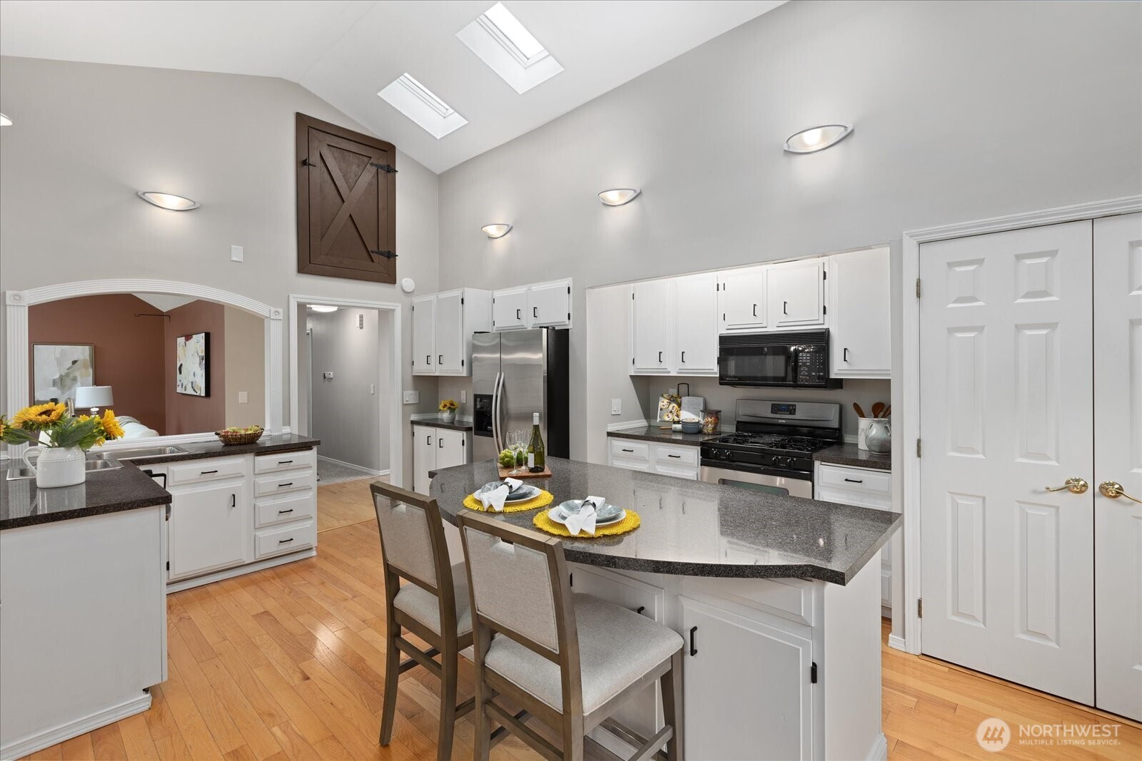 25340 36th Place Property Photo 11