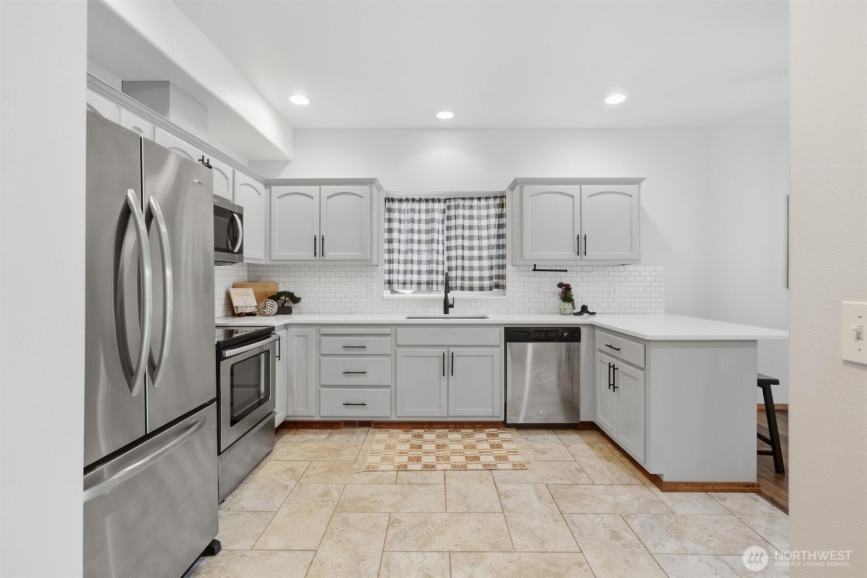 1603 94th Drive B Property Photo 6