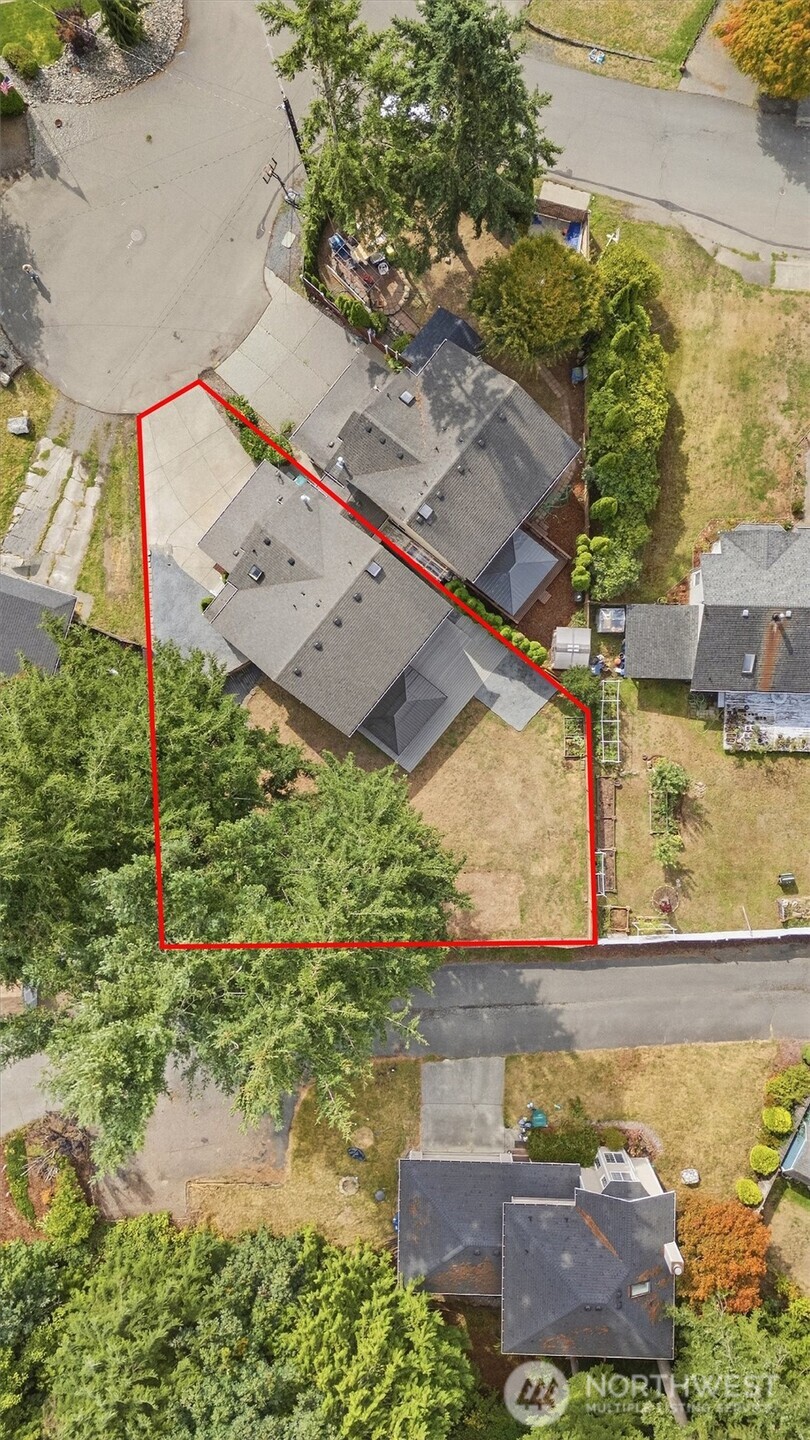 1603 94th Drive B Property Photo 29