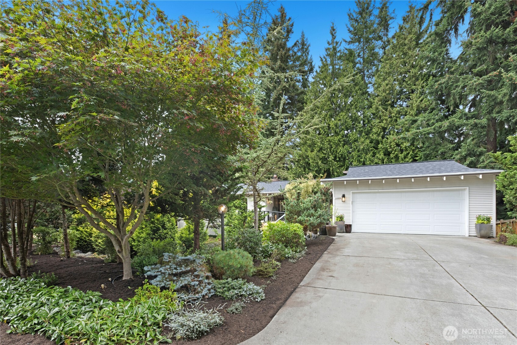 14406 Ne 11th Place Property Photo 1