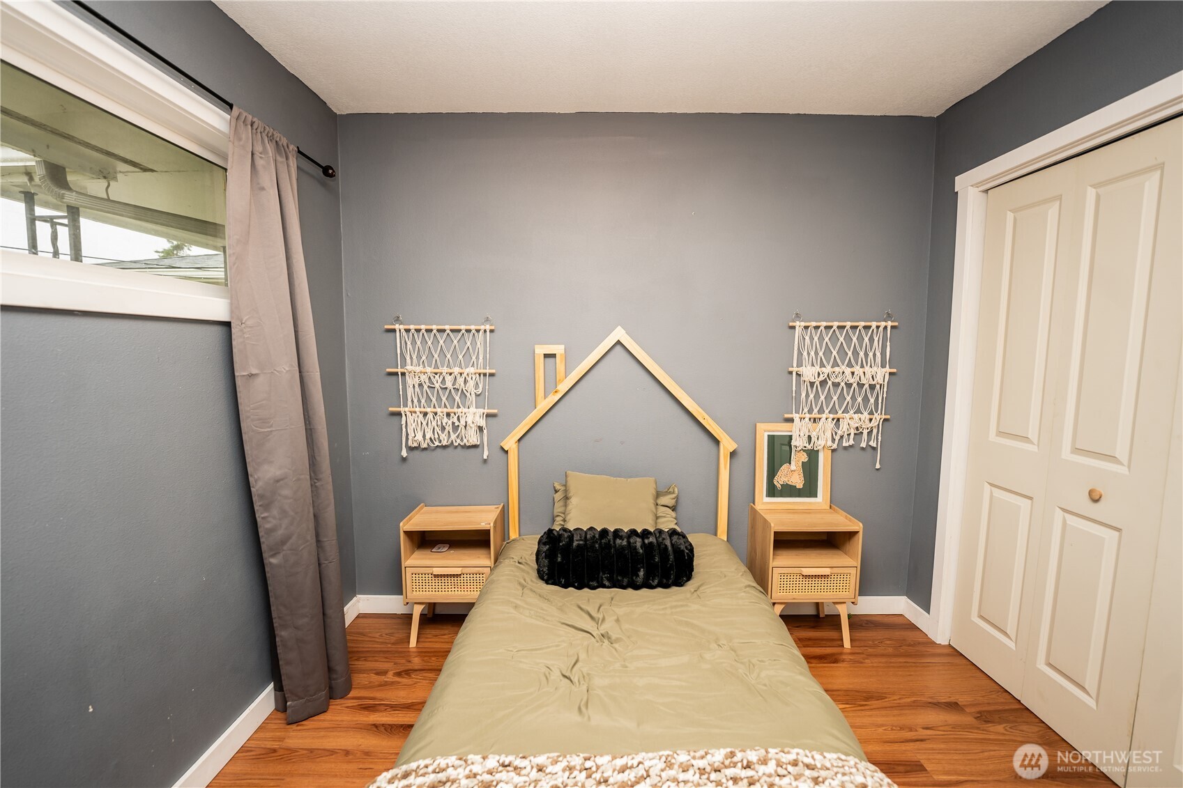 1318 Midland Avenue Property Photo 13