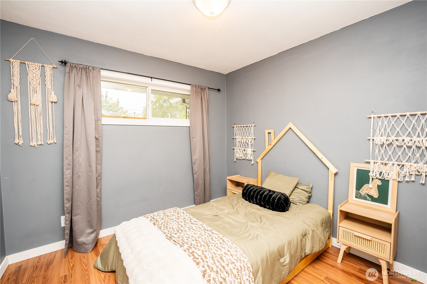 1318 Midland Avenue Property Photo 14