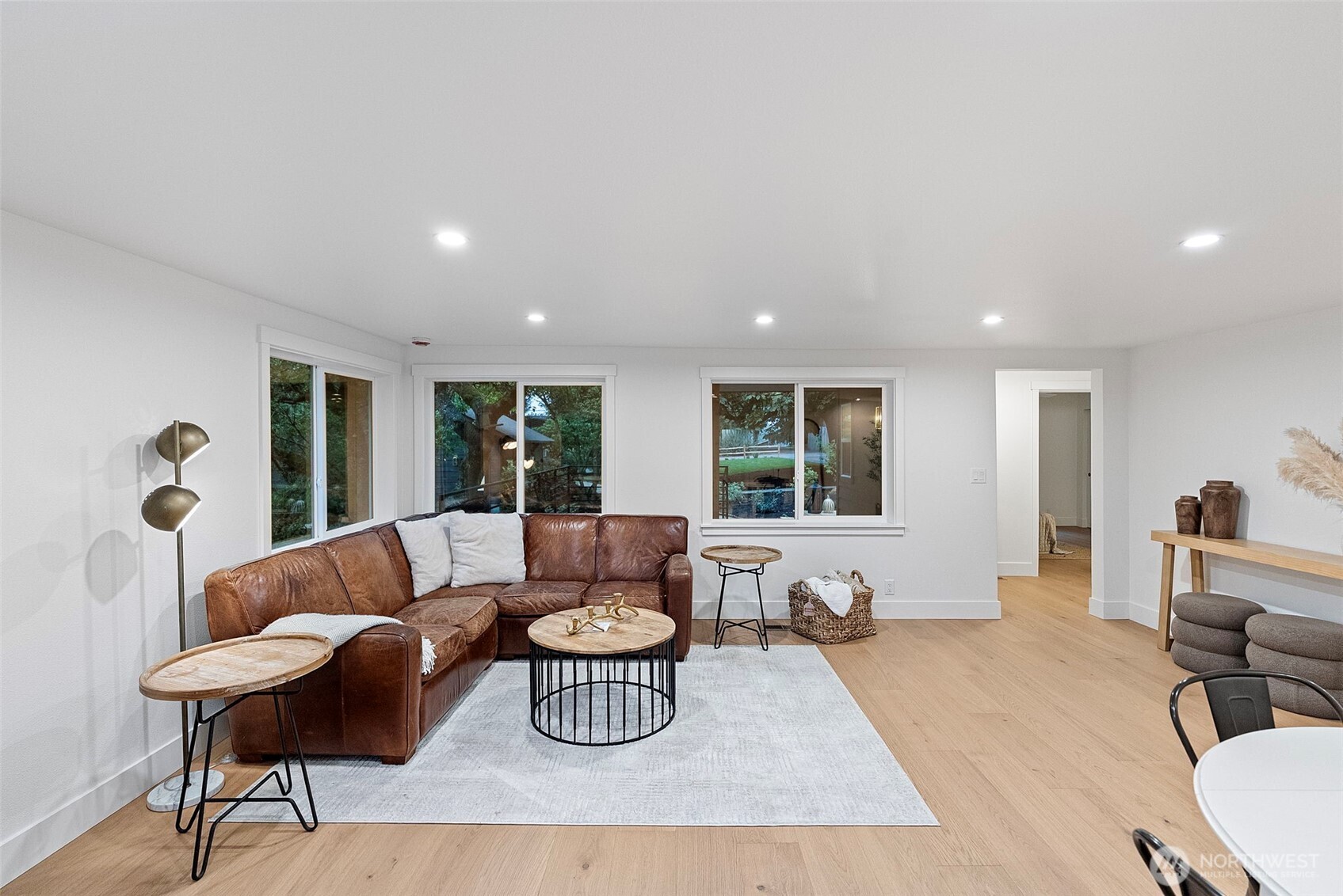 16268 Norum Road Property Photo 13