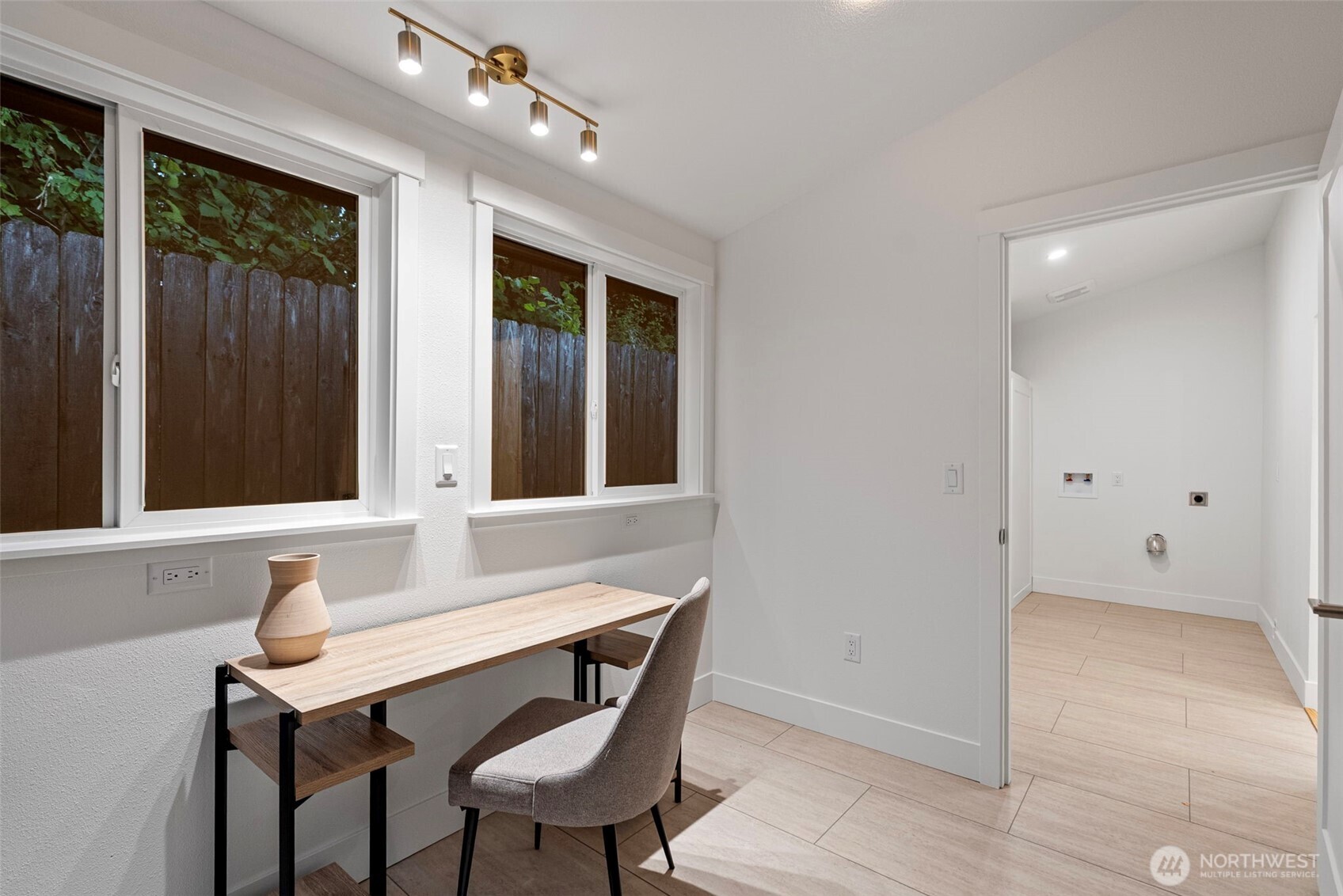16268 Norum Road Property Photo 33