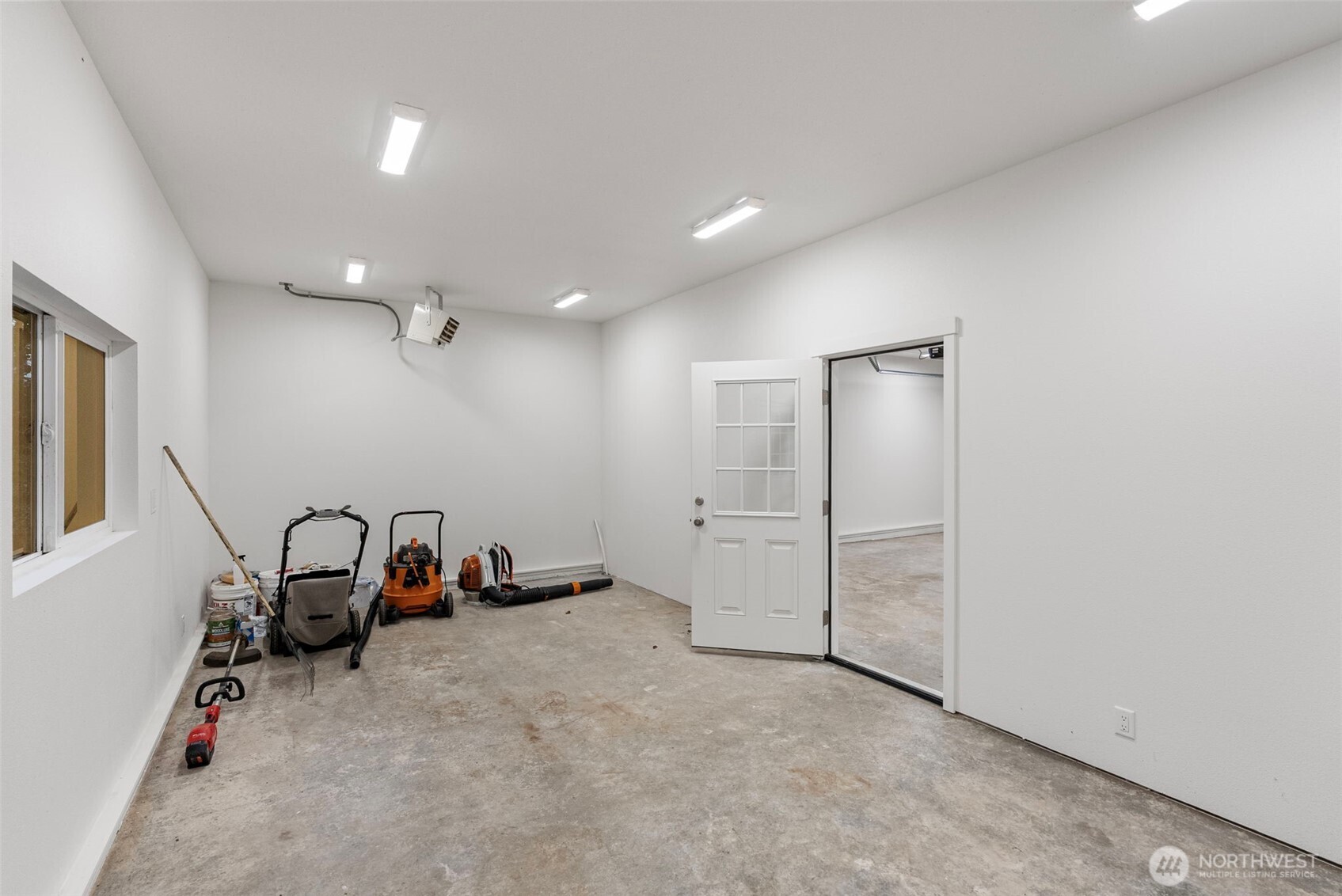 16268 Norum Road Property Photo 36