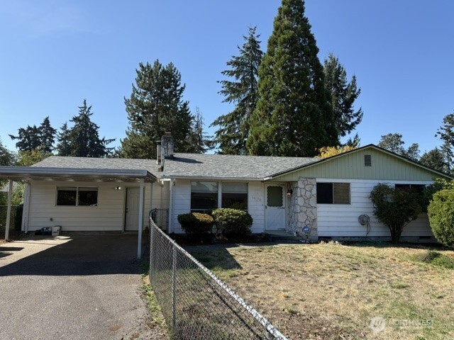 16106 14th Avenue Property Photo 3