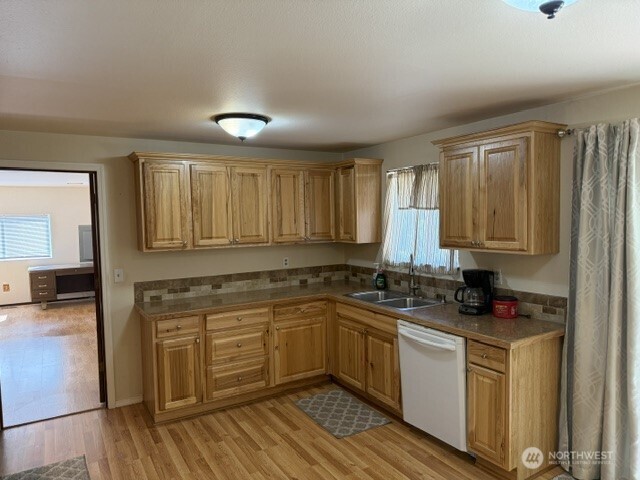 16106 14th Avenue Property Photo 18