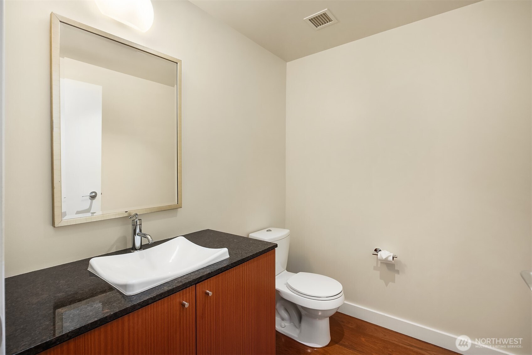 909 5th Avenue 502 Property Photo 19