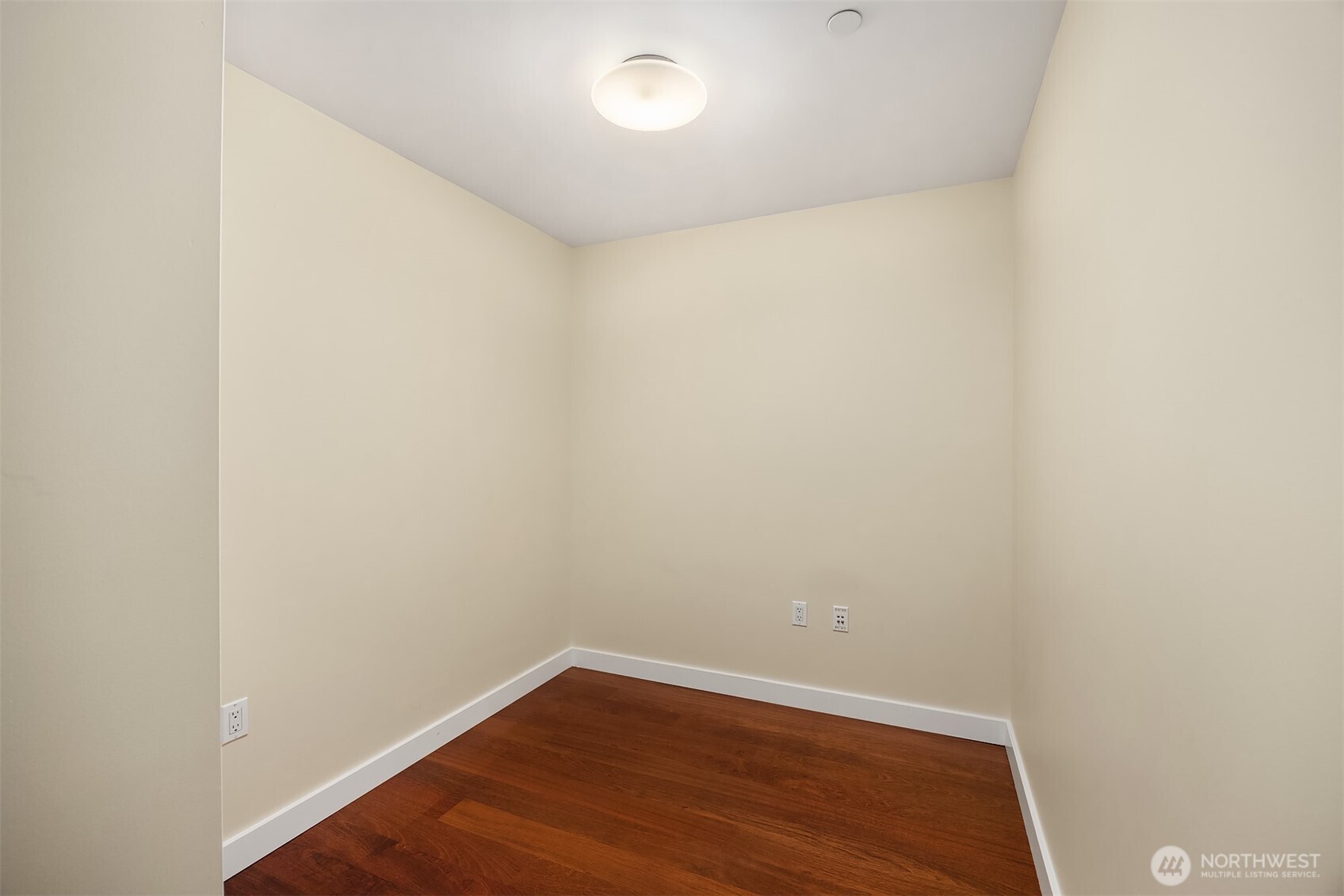 909 5th Avenue 502 Property Photo 20