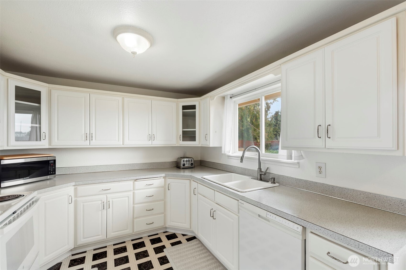 3632 Kristam Place Property Photo 17