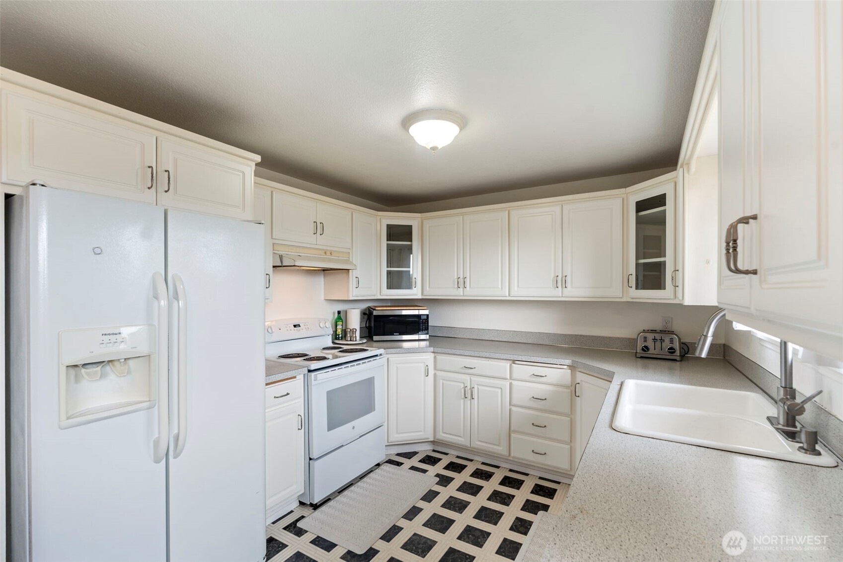3632 Kristam Place Property Photo 18