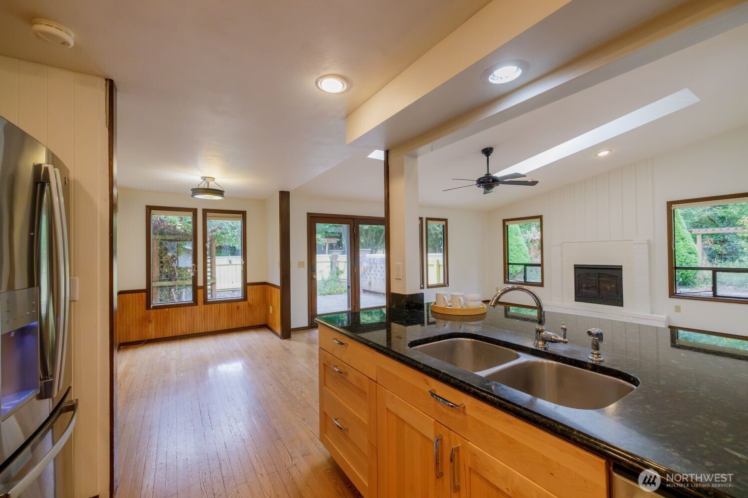 1330 11th Court Property Photo 10