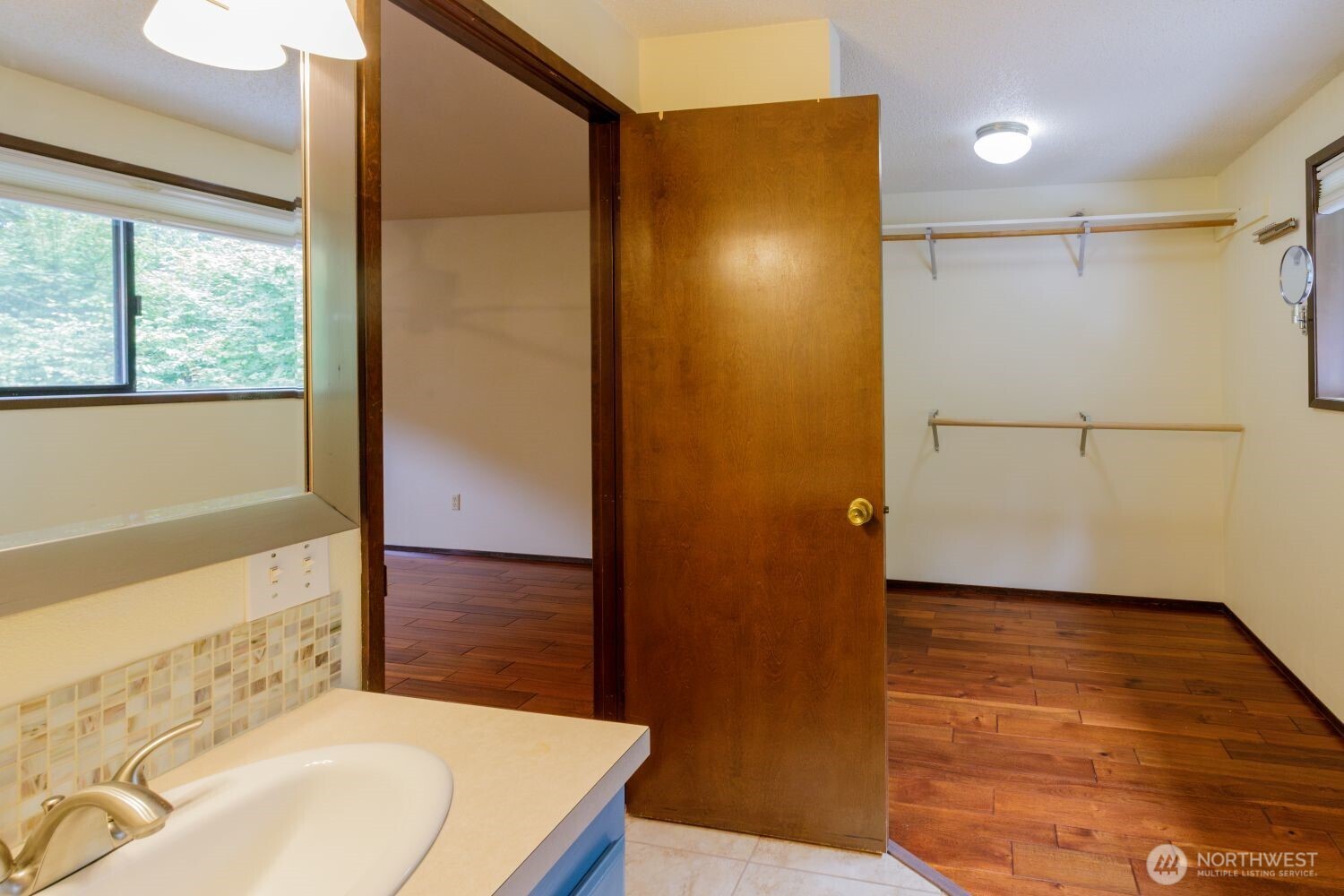 1330 11th Court Property Photo 22