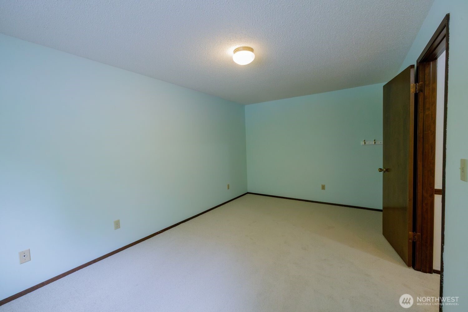 1330 11th Court Property Photo 27
