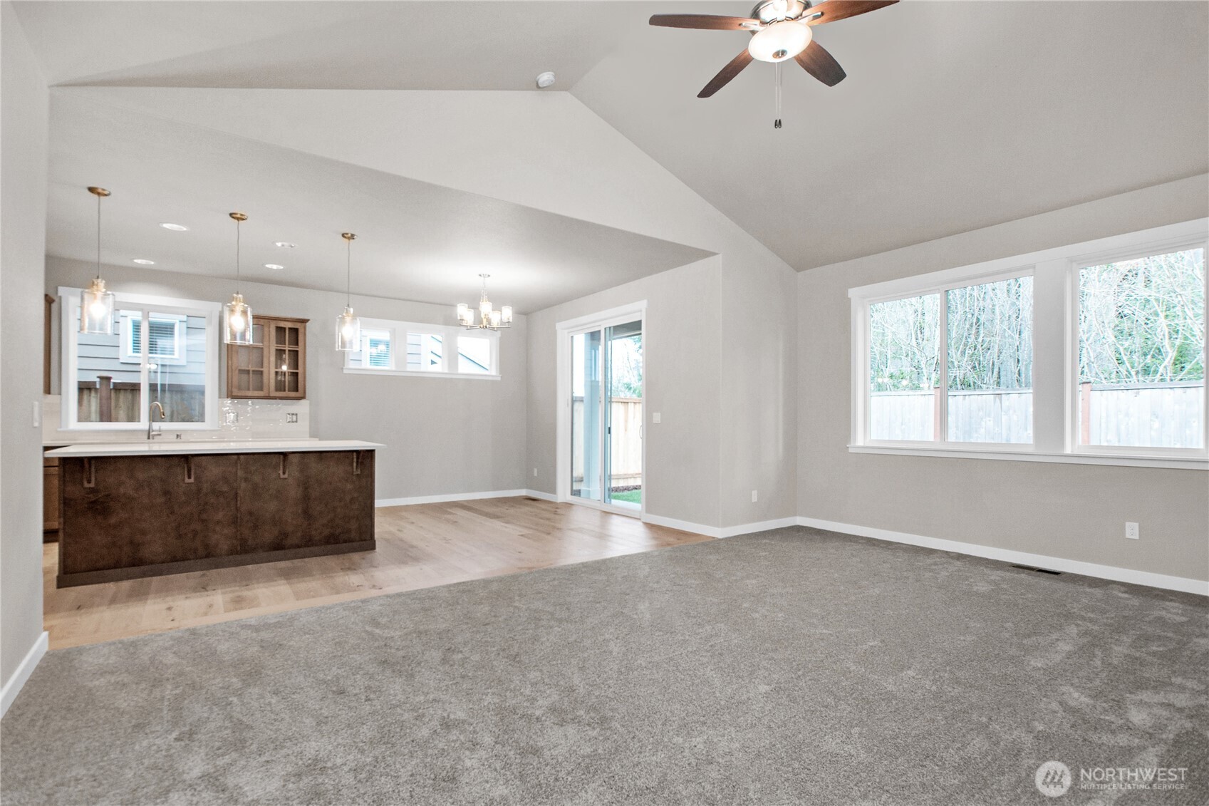 9628 7th Way Property Photo 20