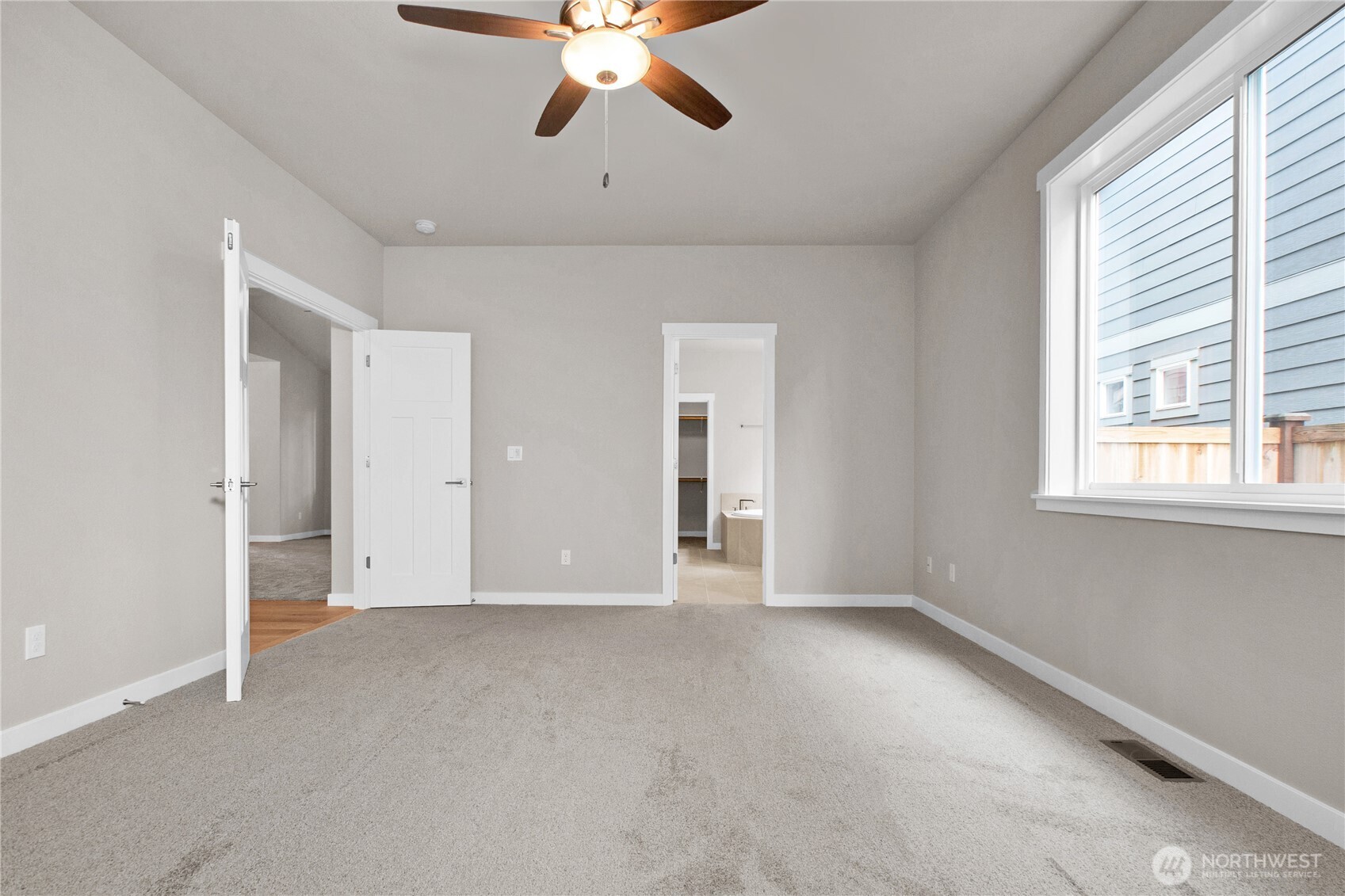 9628 7th Way Property Photo 26