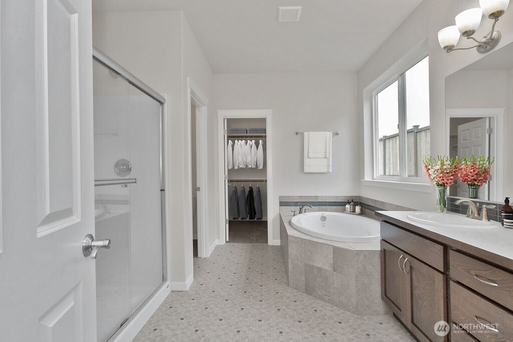 9628 7th Way Property Photo 28