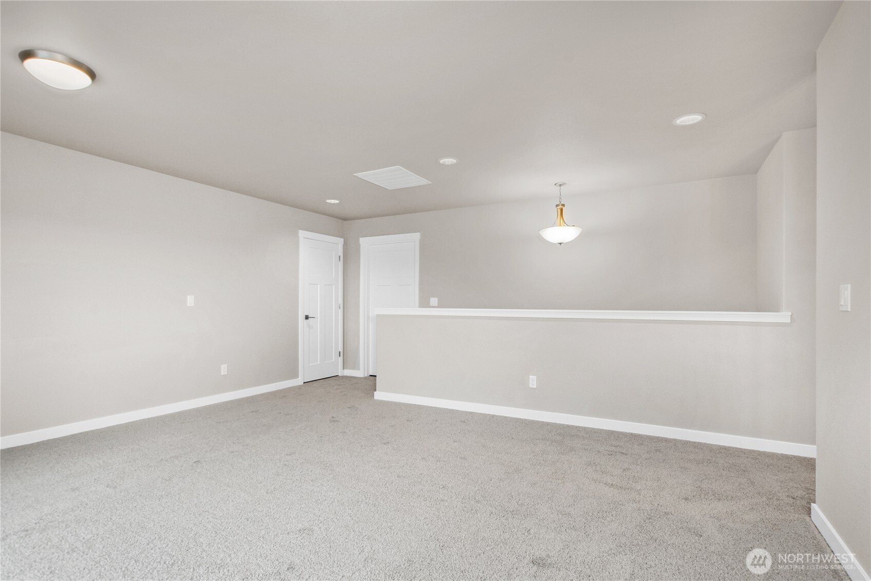 9628 7th Way Property Photo 32