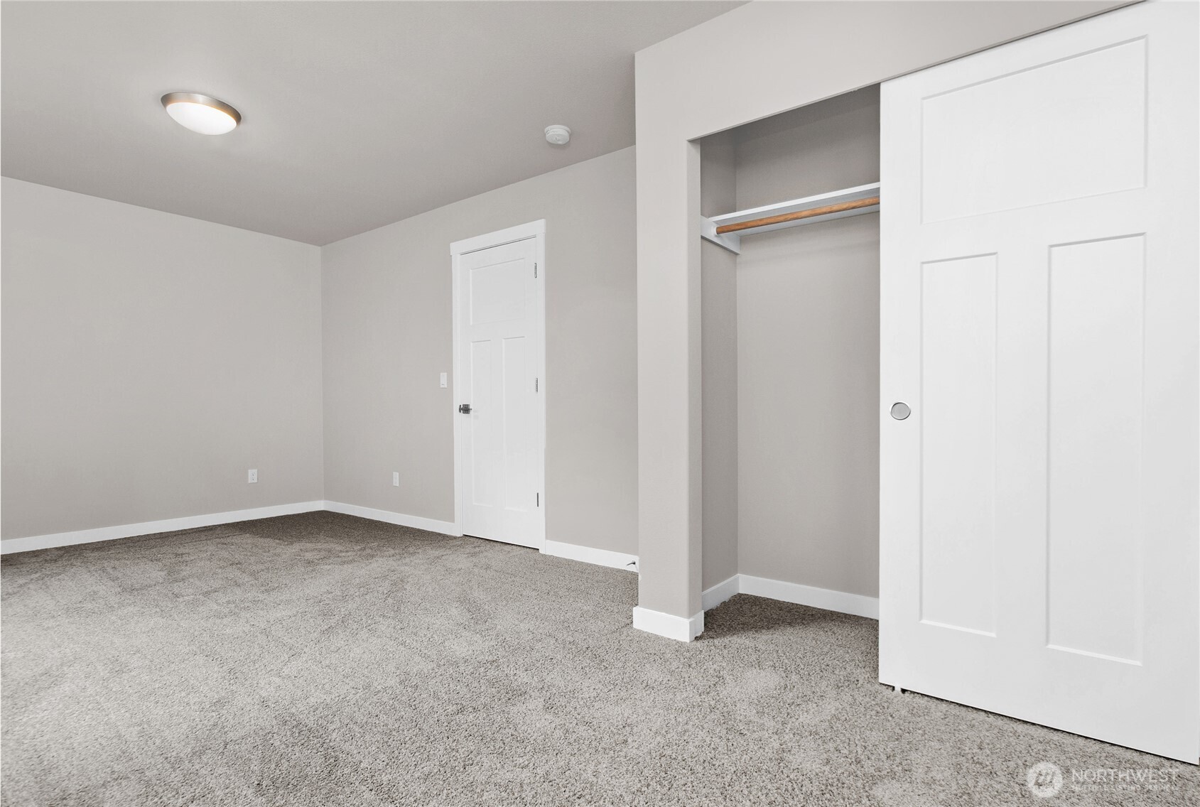 9628 7th Way Property Photo 33