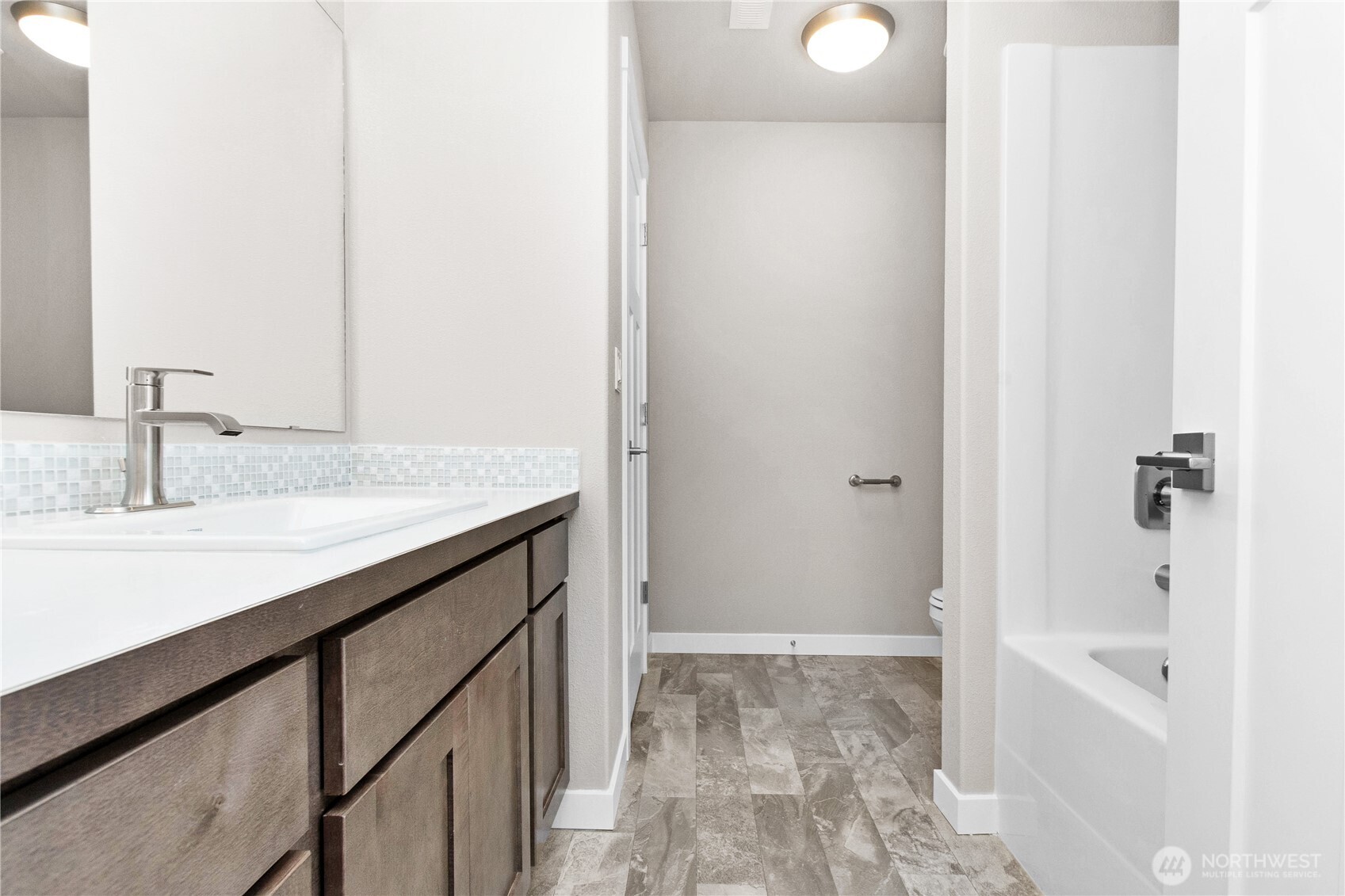 9628 7th Way Property Photo 34