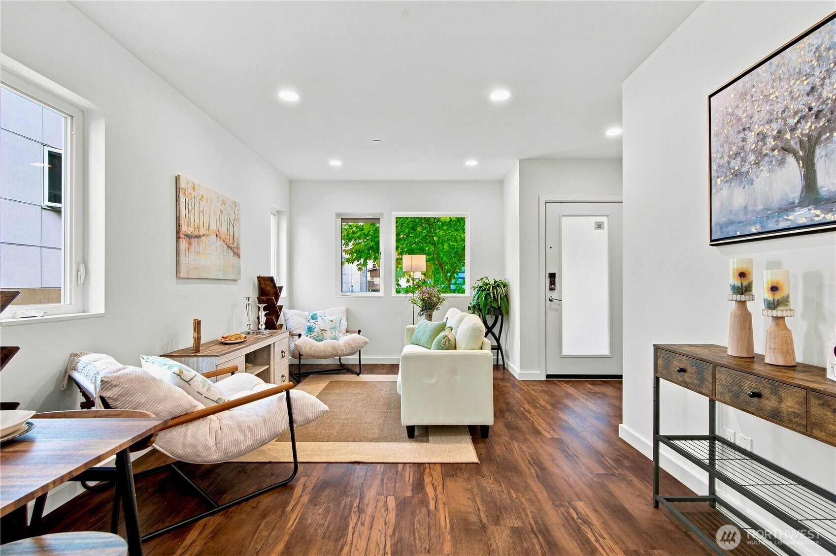 12516 15th Avenue A Property Photo 6