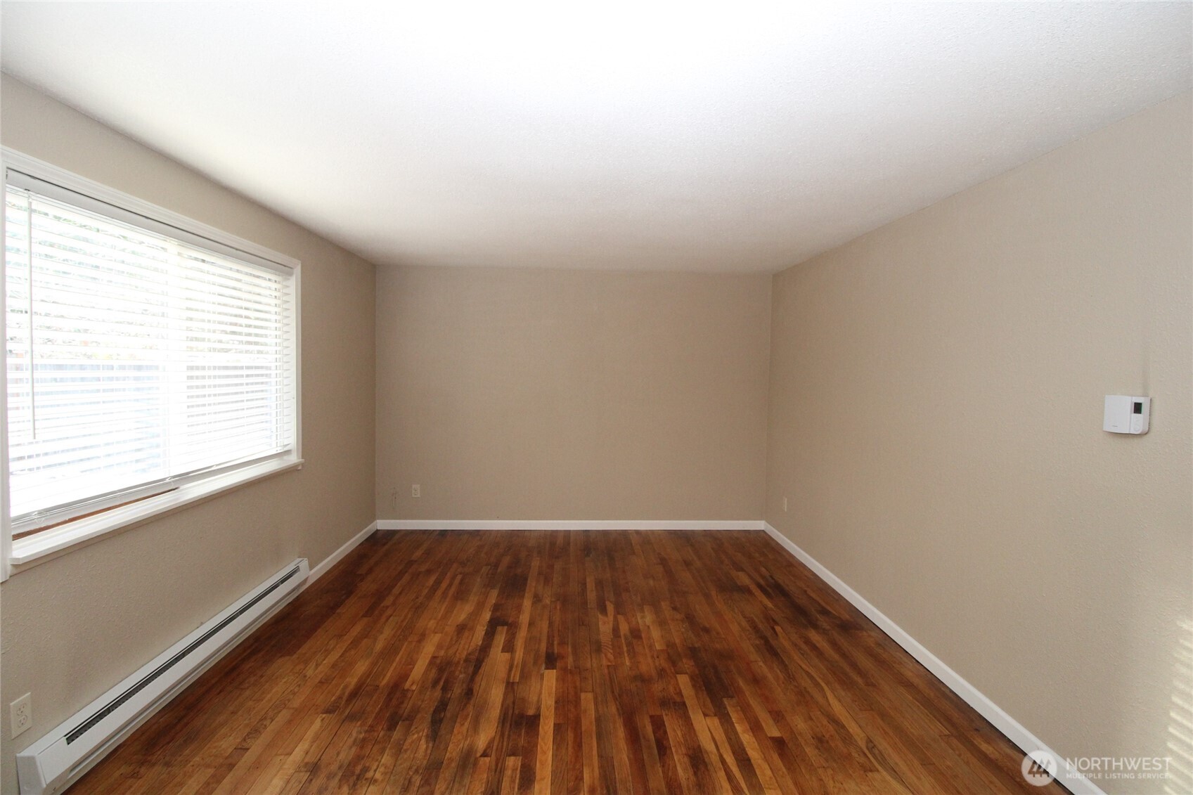 4804 - 4806 S 252nd Place Property Photo 3