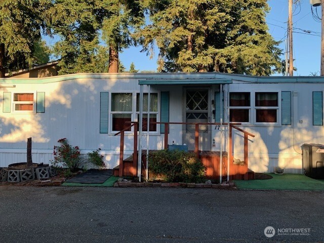 7614 Ne Bothell Way 17 Property Photo 2