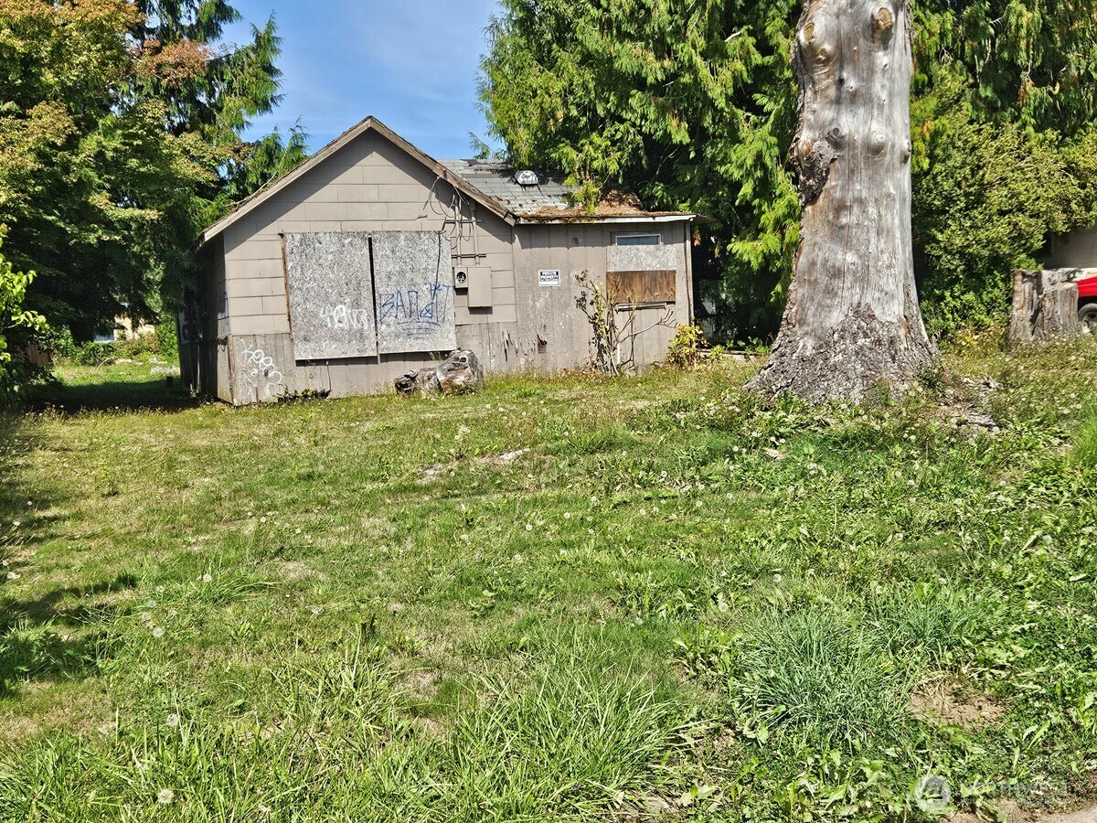 911 Miller Street Property Photo 1