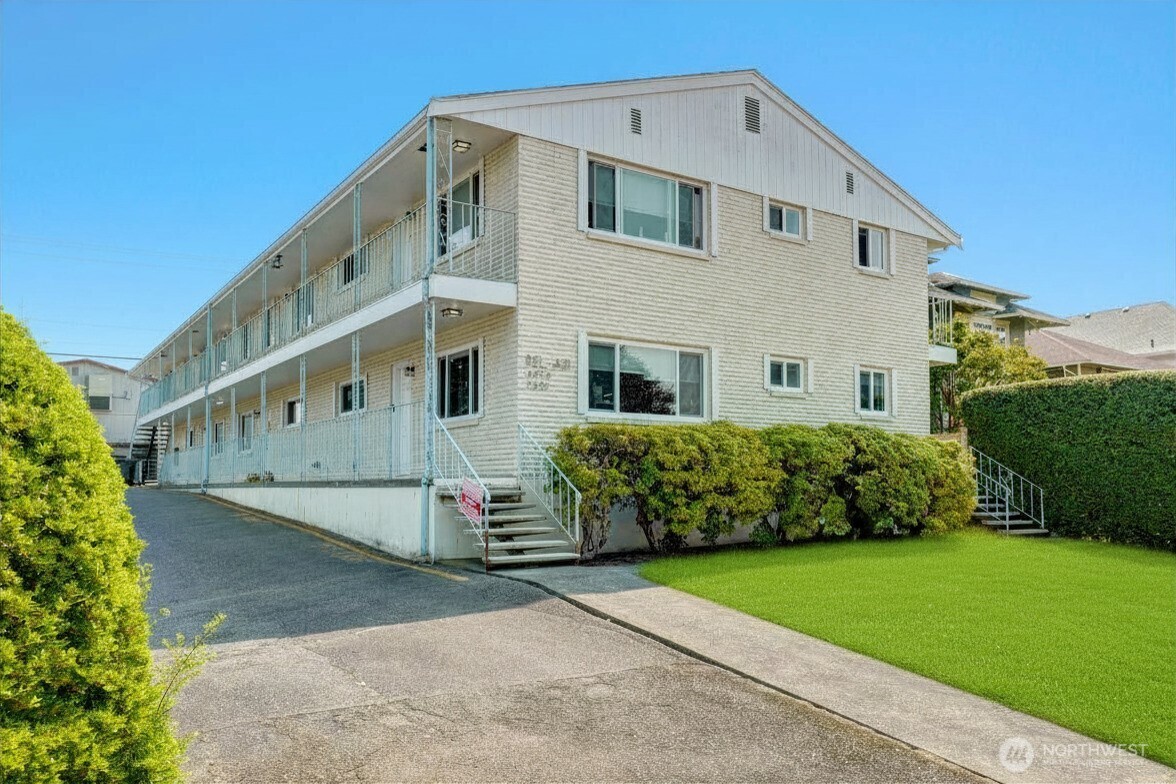 2501 Rucker Avenue Property Photo 1
