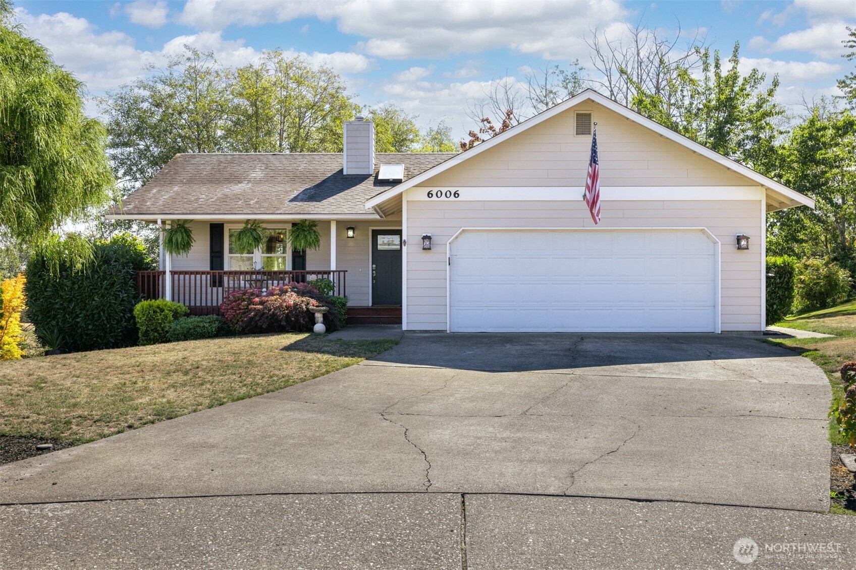 6006 Oscar Court Property Photo 1