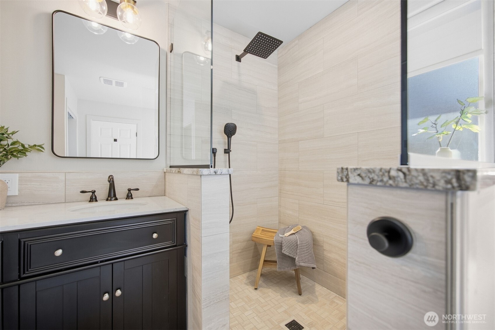6006 Oscar Court Property Photo 23