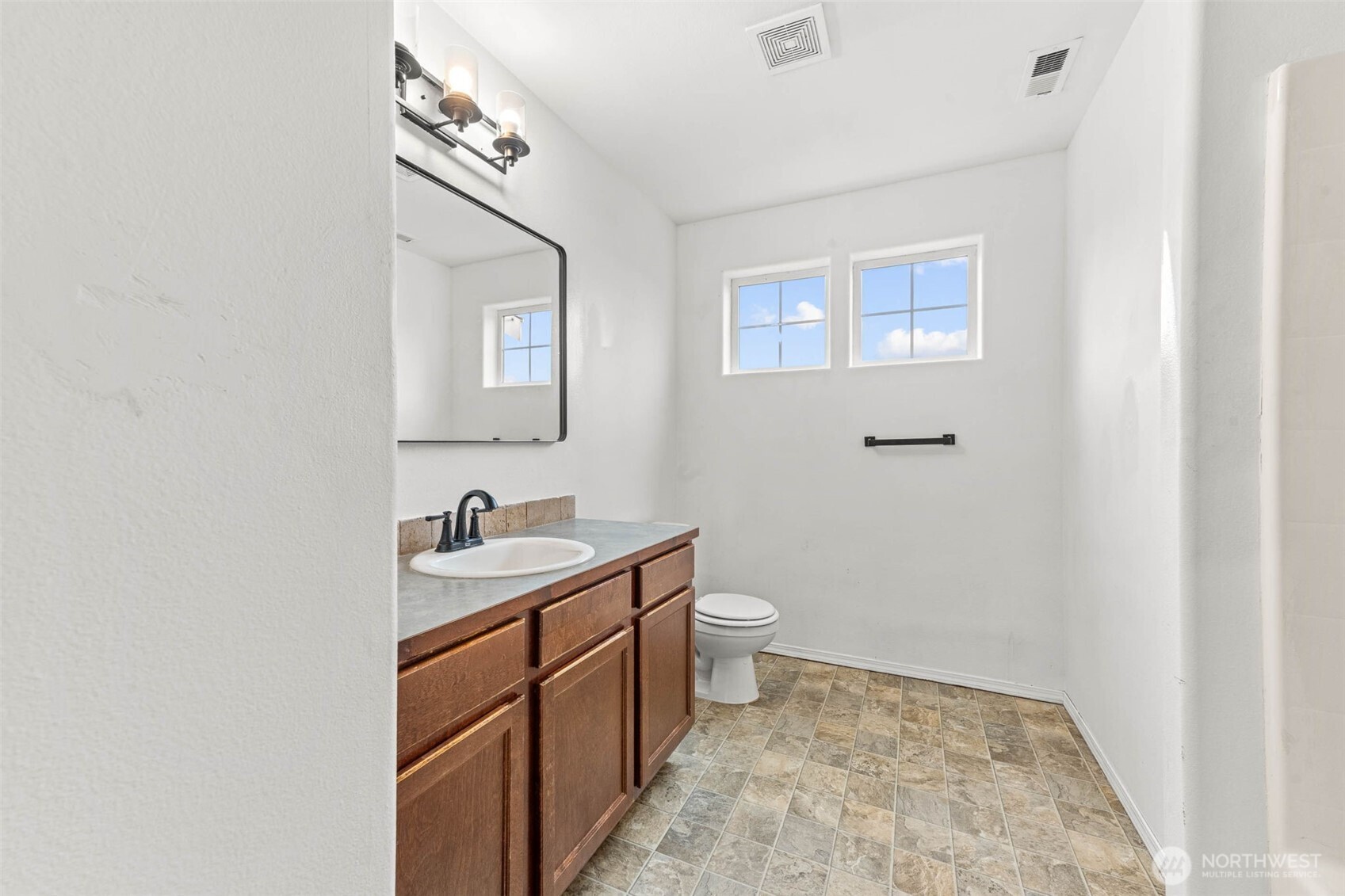 1529 202nd Street Ct Property Photo 27