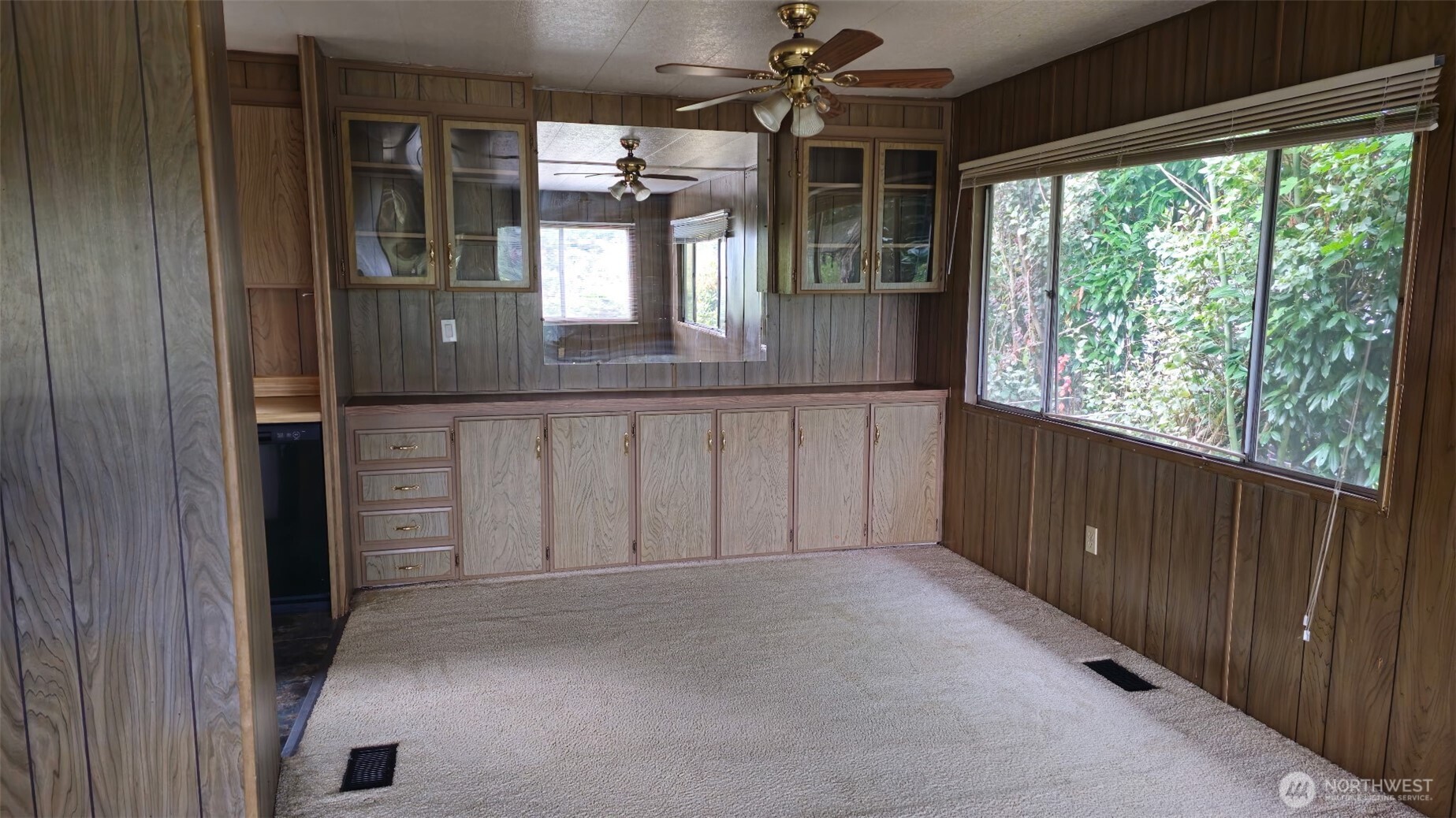 22430 Cedarview Drive Property Photo 5