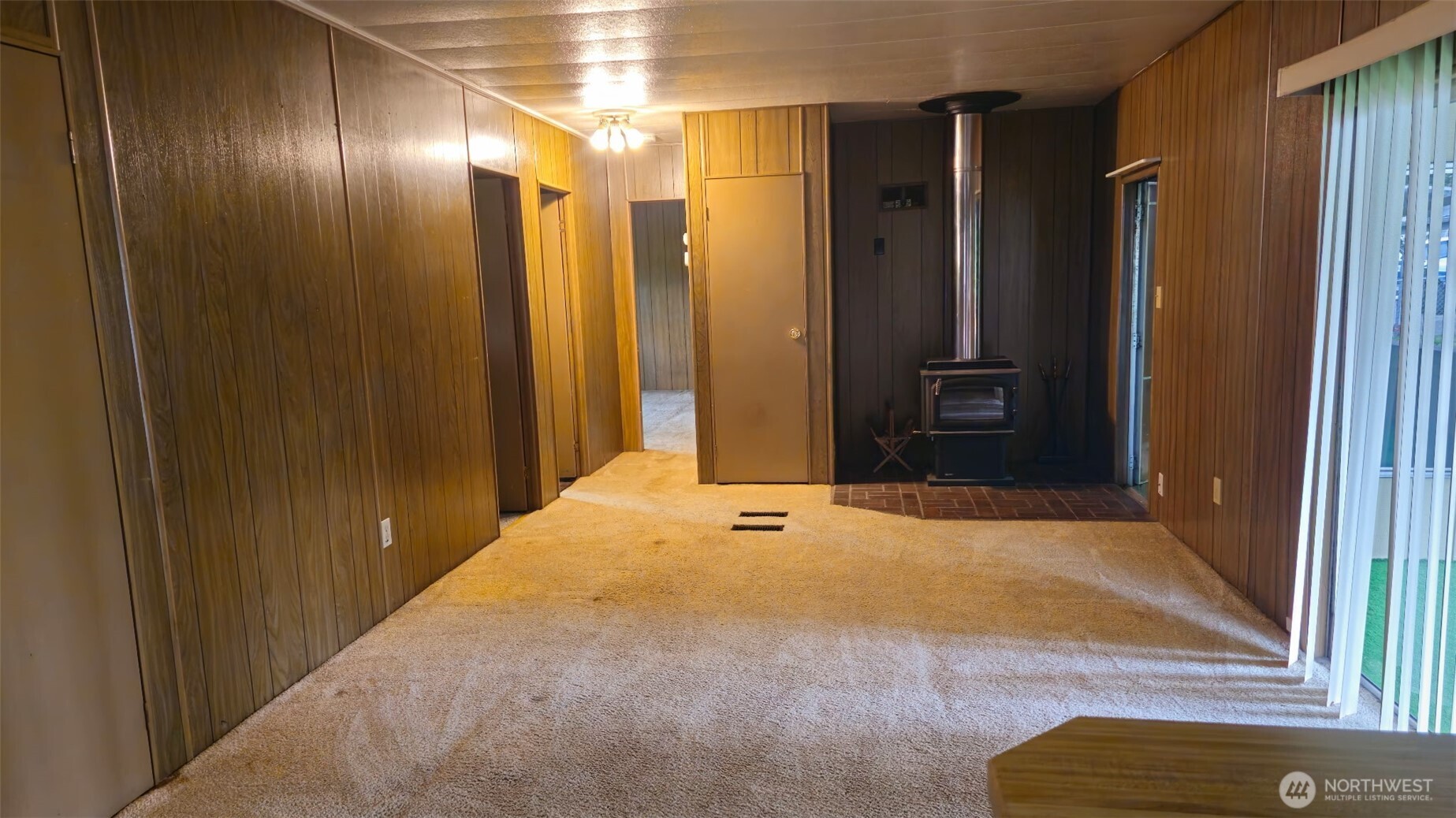 22430 Cedarview Drive Property Photo 6