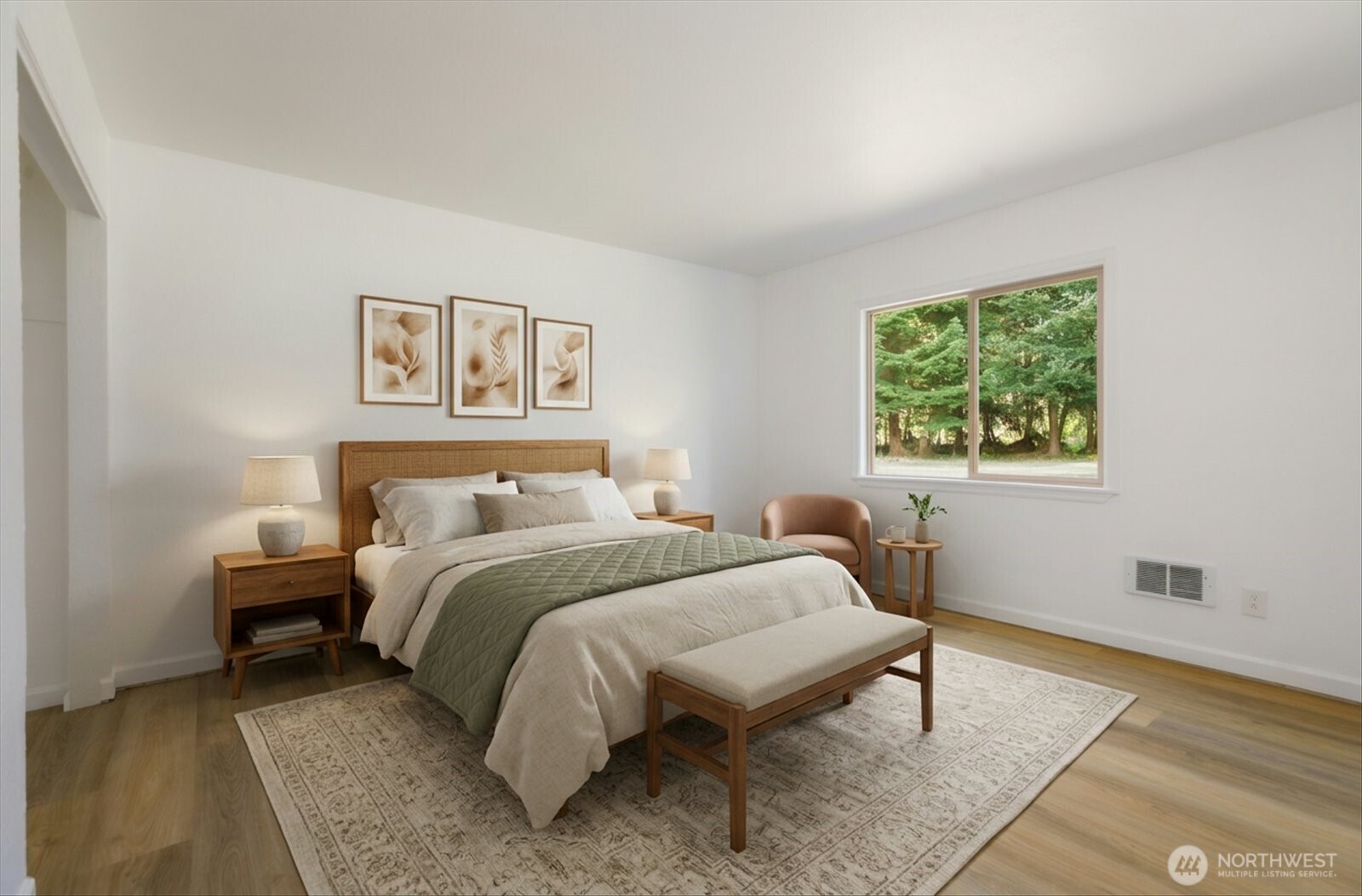 813 Hazzle Court Property Photo 4